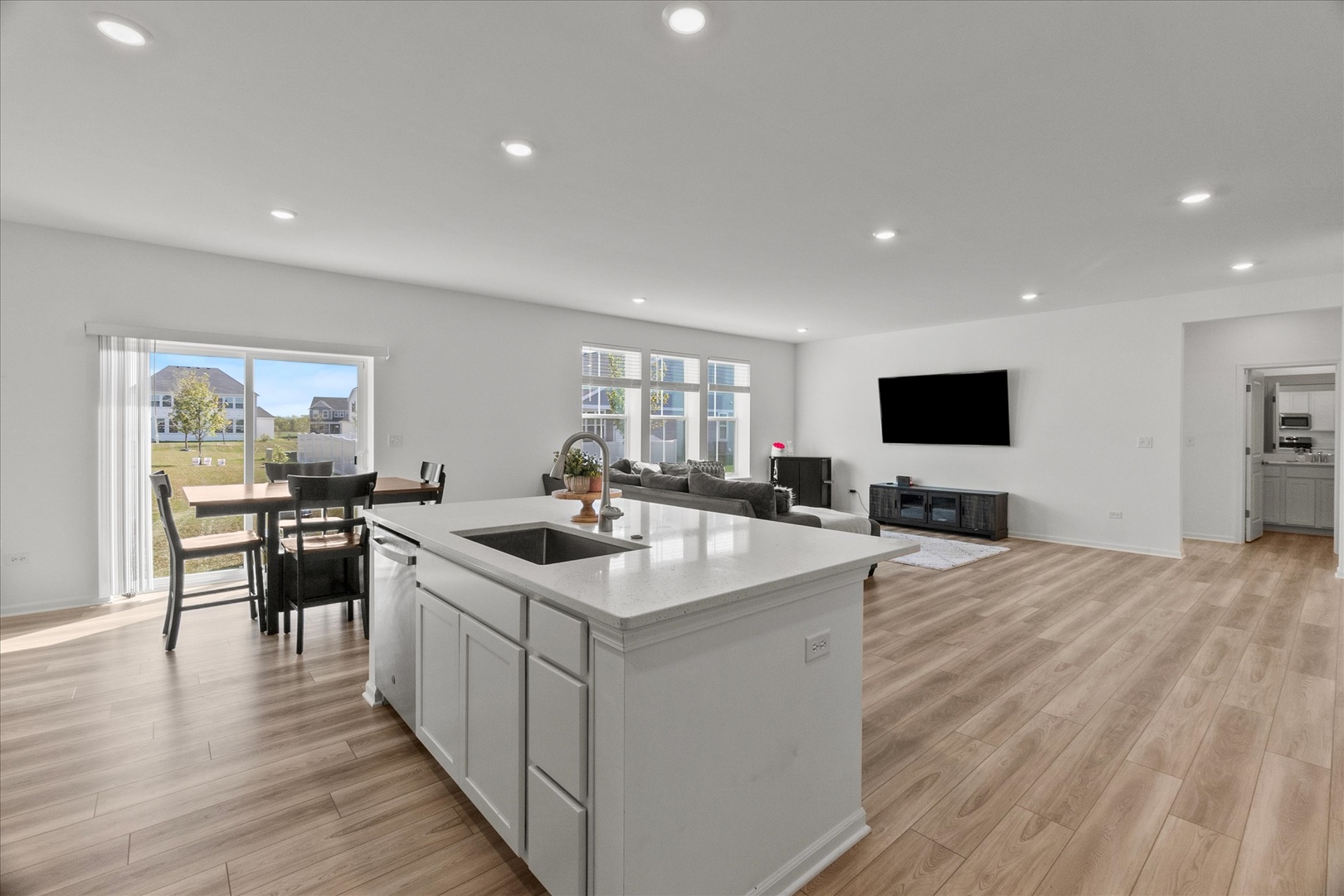 16205 S Summit Street, Plainfield, IL 60586