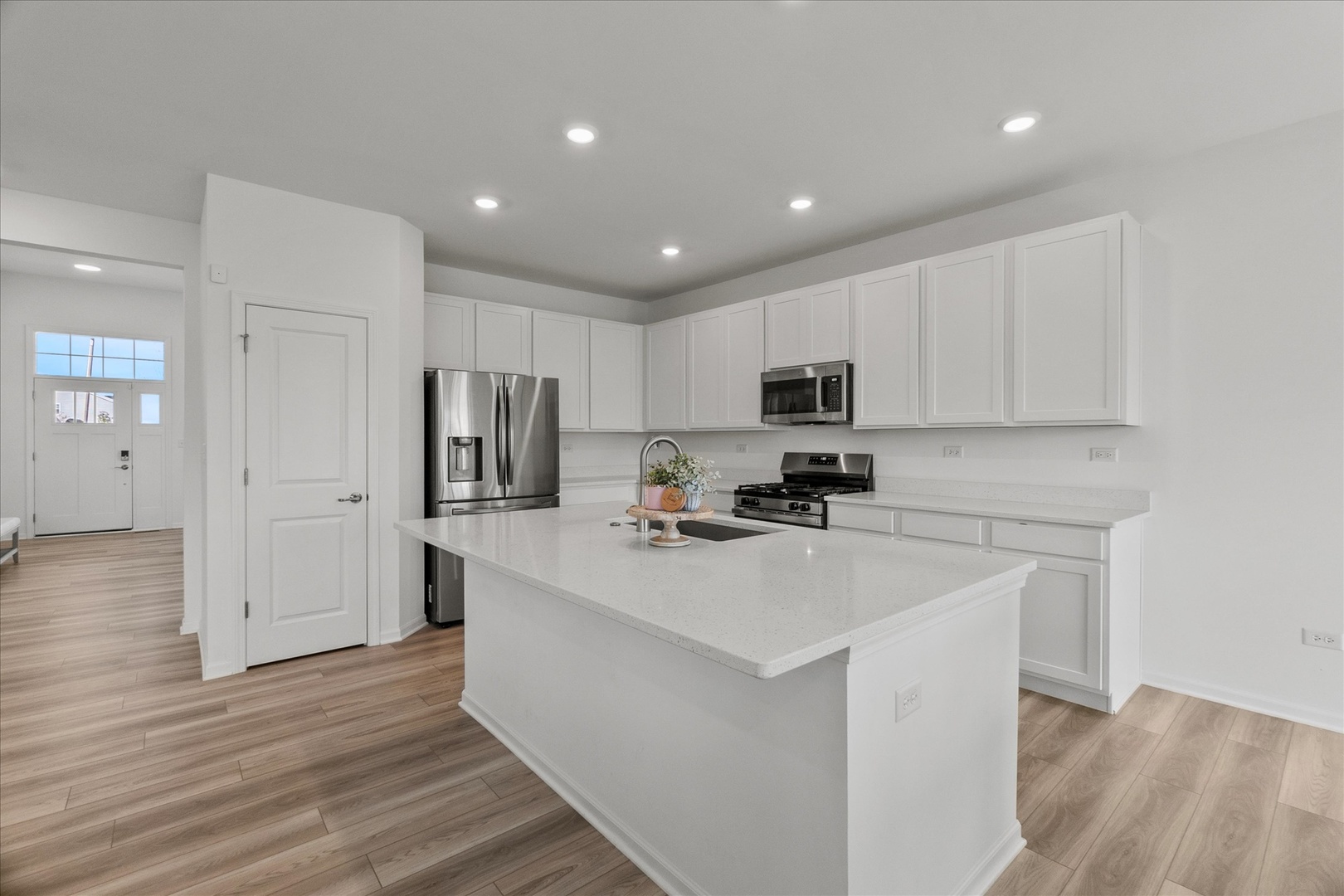 16205 S Summit Street, Plainfield, IL 60586