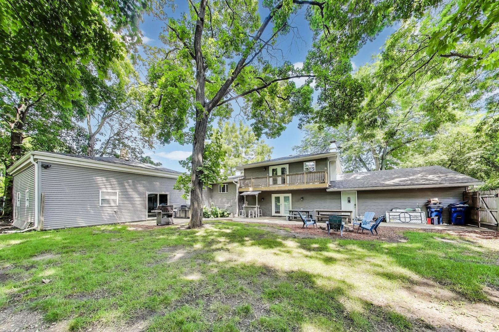 32362 N PINE Avenue, Grayslake, IL 60030