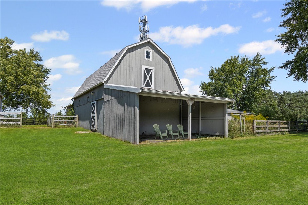 42W534 Empire Road, St. Charles, IL 60175