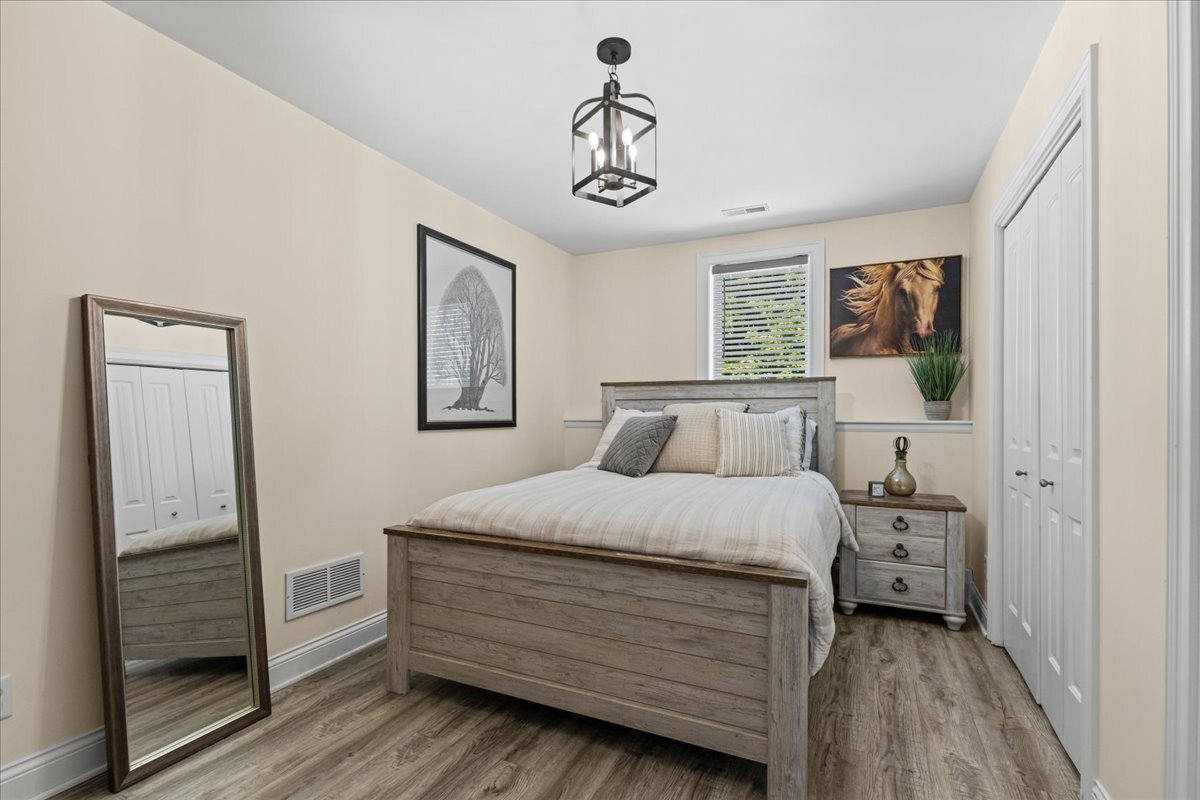 42W534 Empire Road, St. Charles, IL 60175