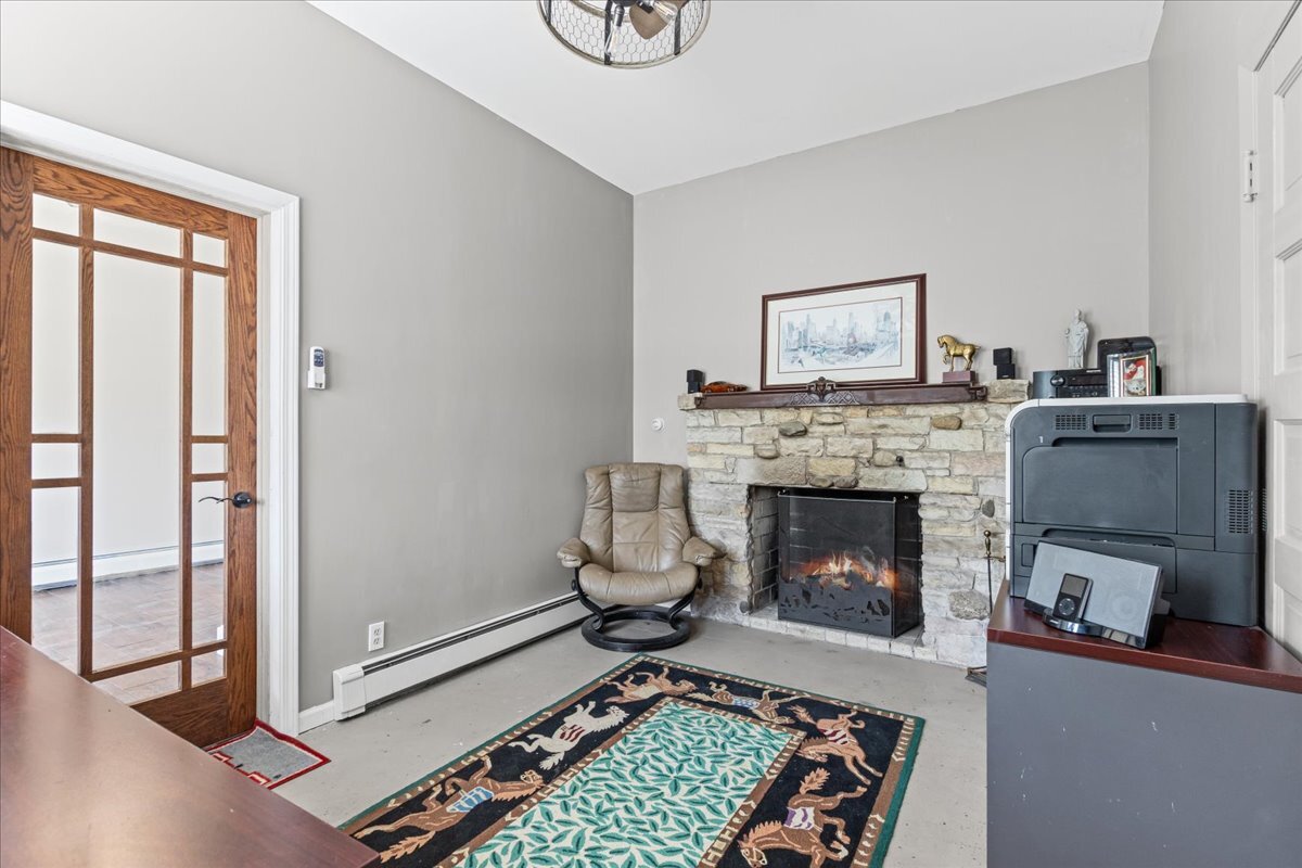 42W534 Empire Road, St. Charles, IL 60175