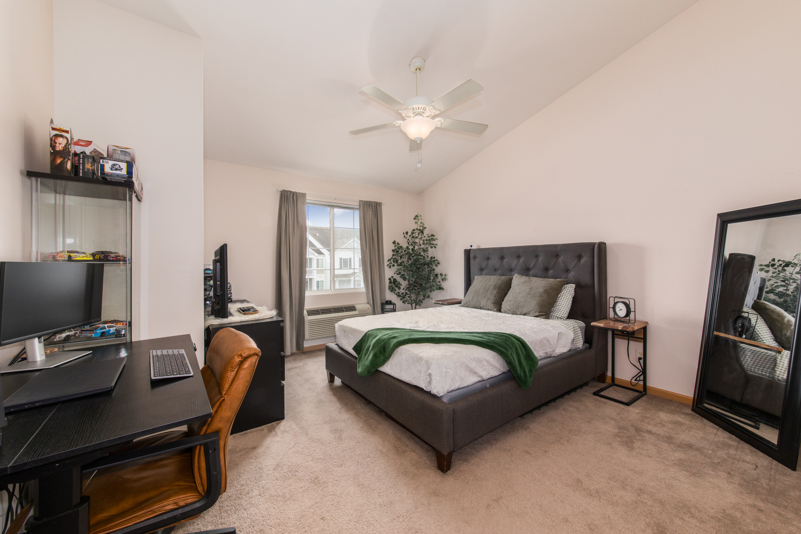 124 Bertram Drive #L, Yorkville, IL 60560