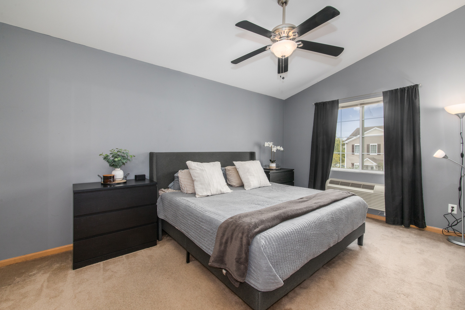 124 Bertram Drive #L, Yorkville, IL 60560