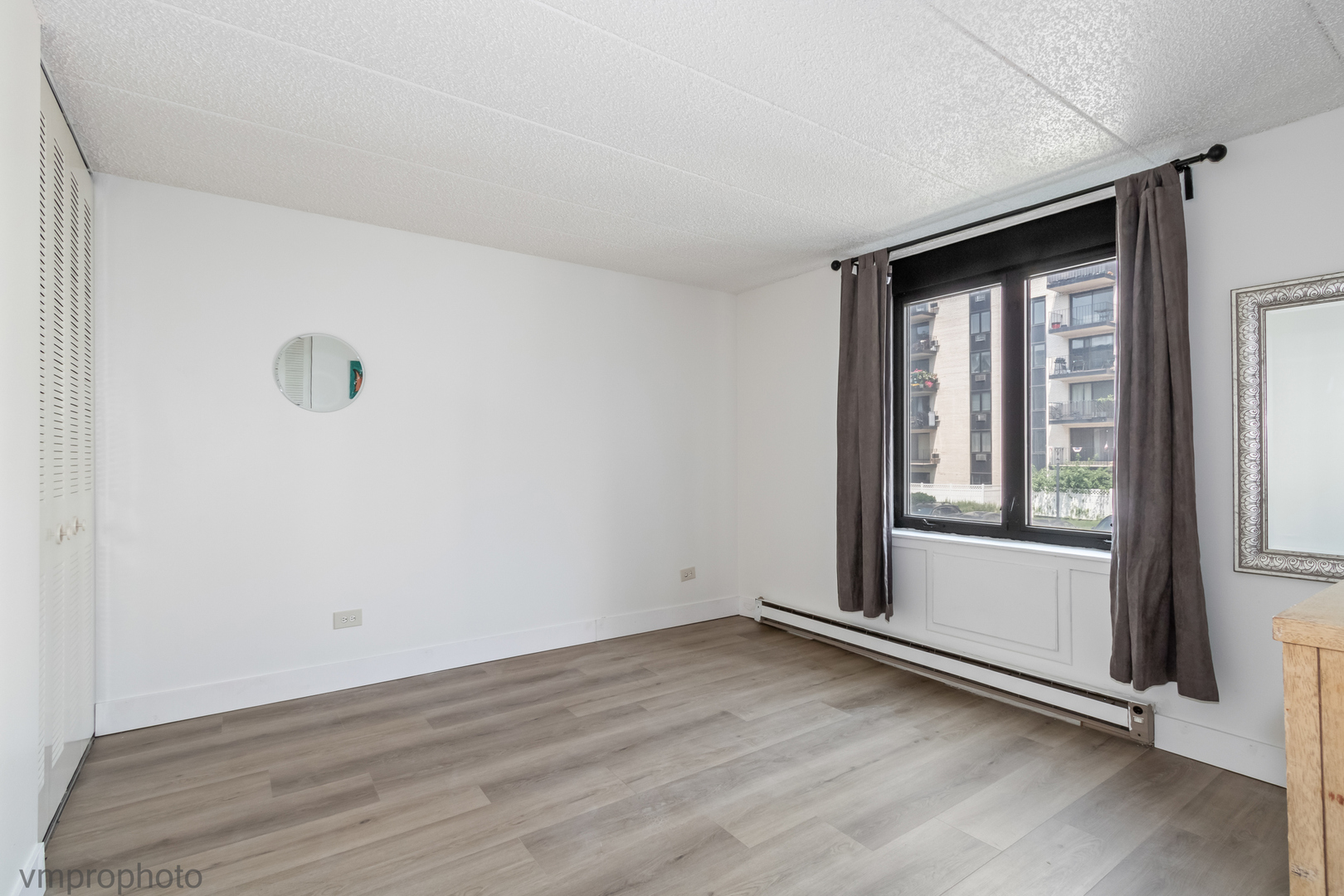 9128 W TERRACE Drive #2N, Niles, IL 60714