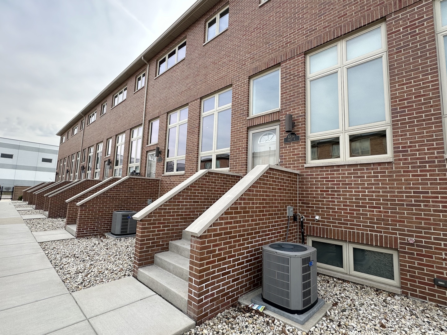 6834 W 65TH Street #1, Chicago, IL 60638