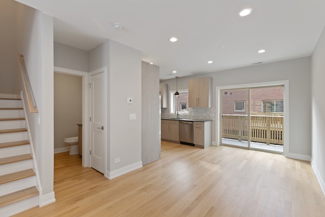 6834 W 65TH Street #1, Chicago, IL 60638