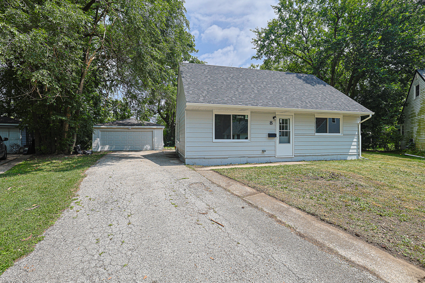 8 ALLEGHENY Court, Park Forest, IL 60466