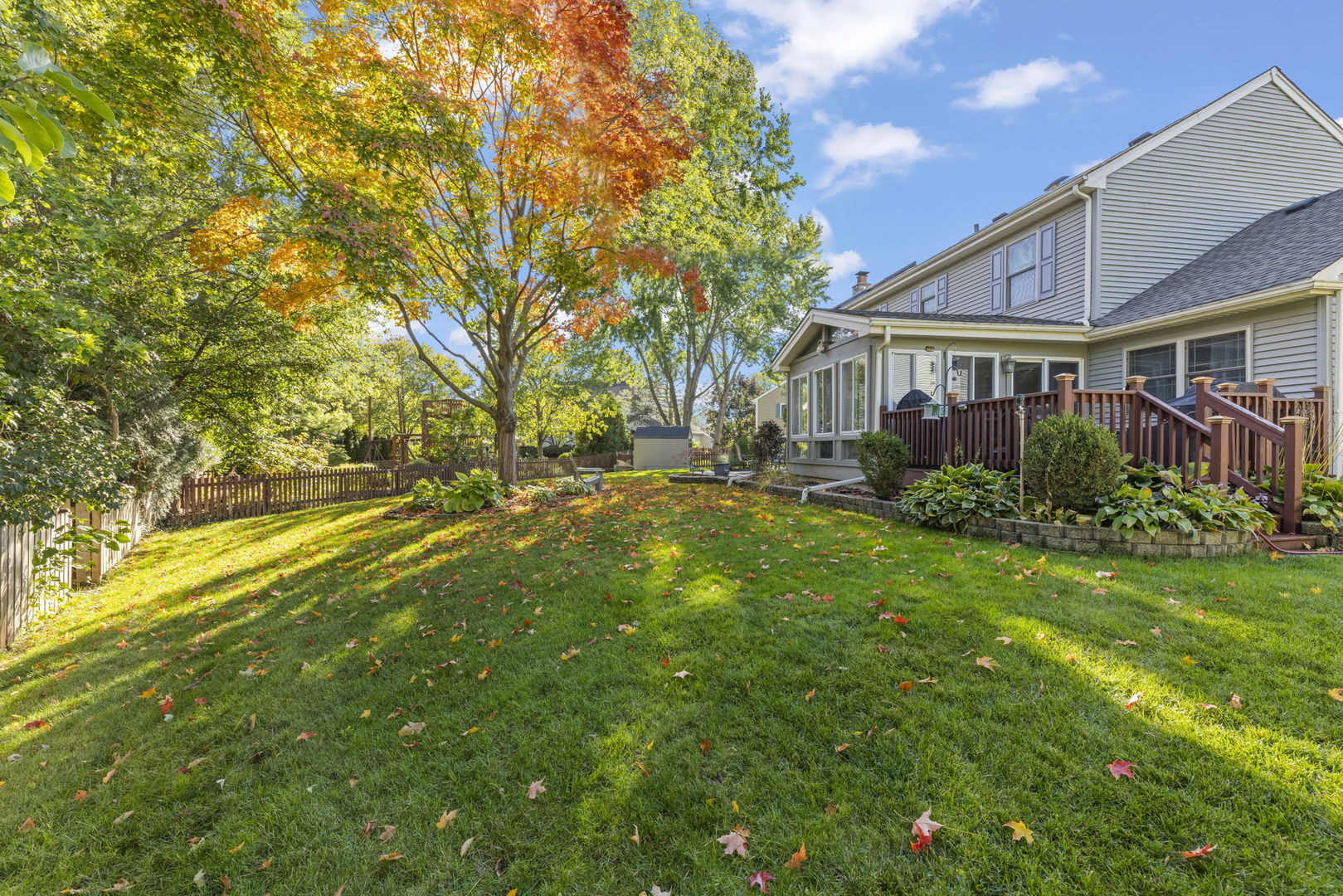 621 Lindsay Court, West Dundee, IL 60118