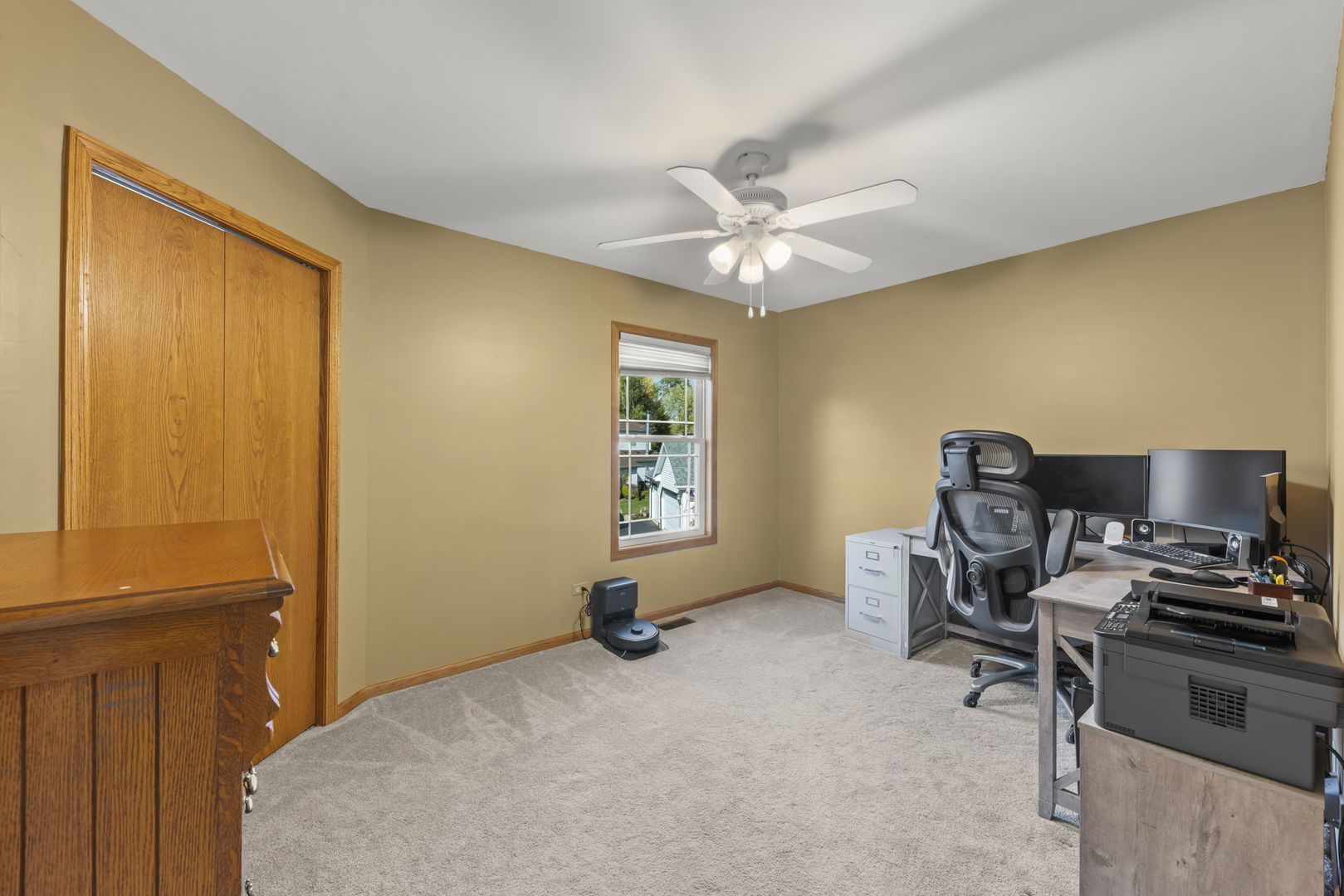 621 Lindsay Court, West Dundee, IL 60118