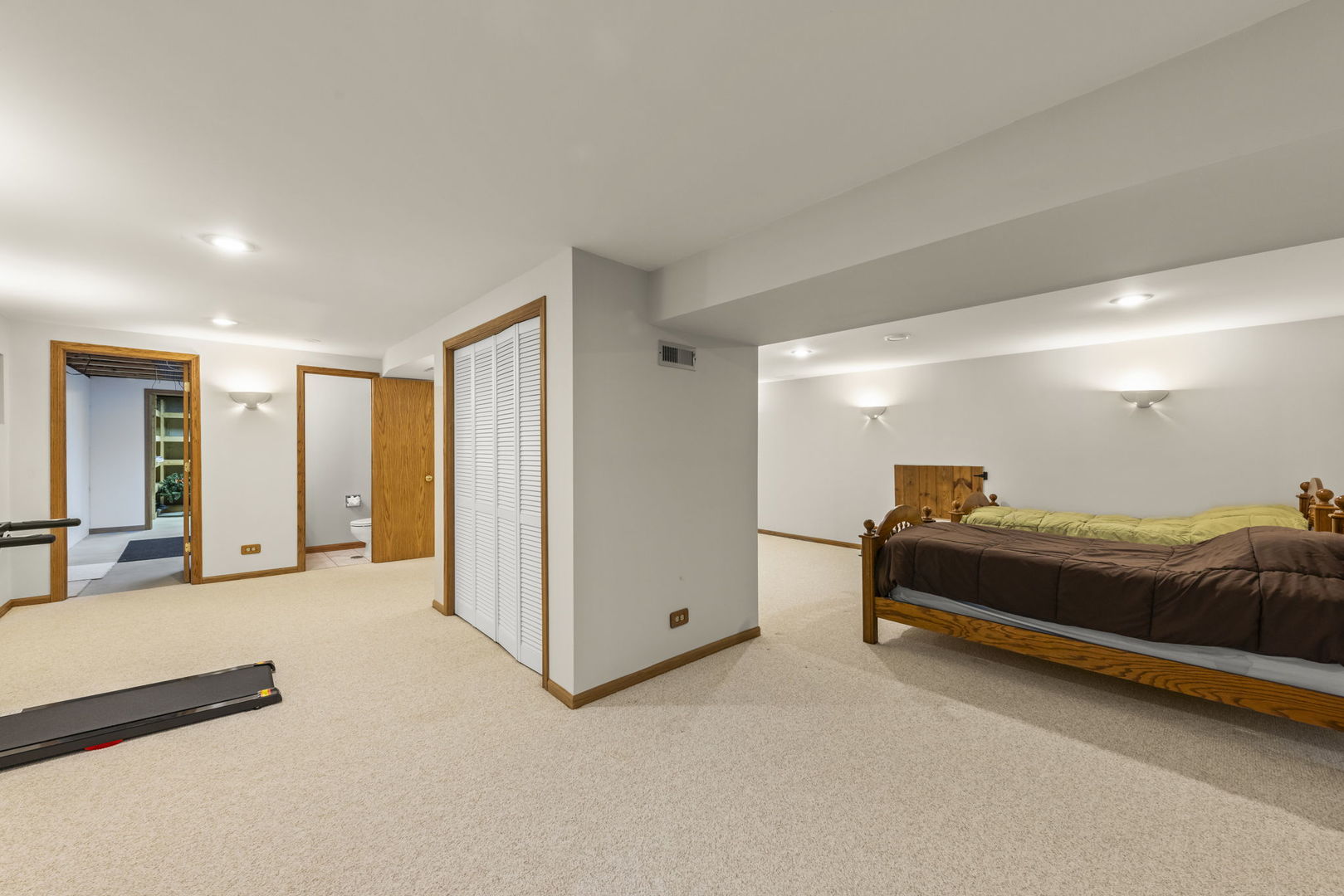 621 Lindsay Court, West Dundee, IL 60118