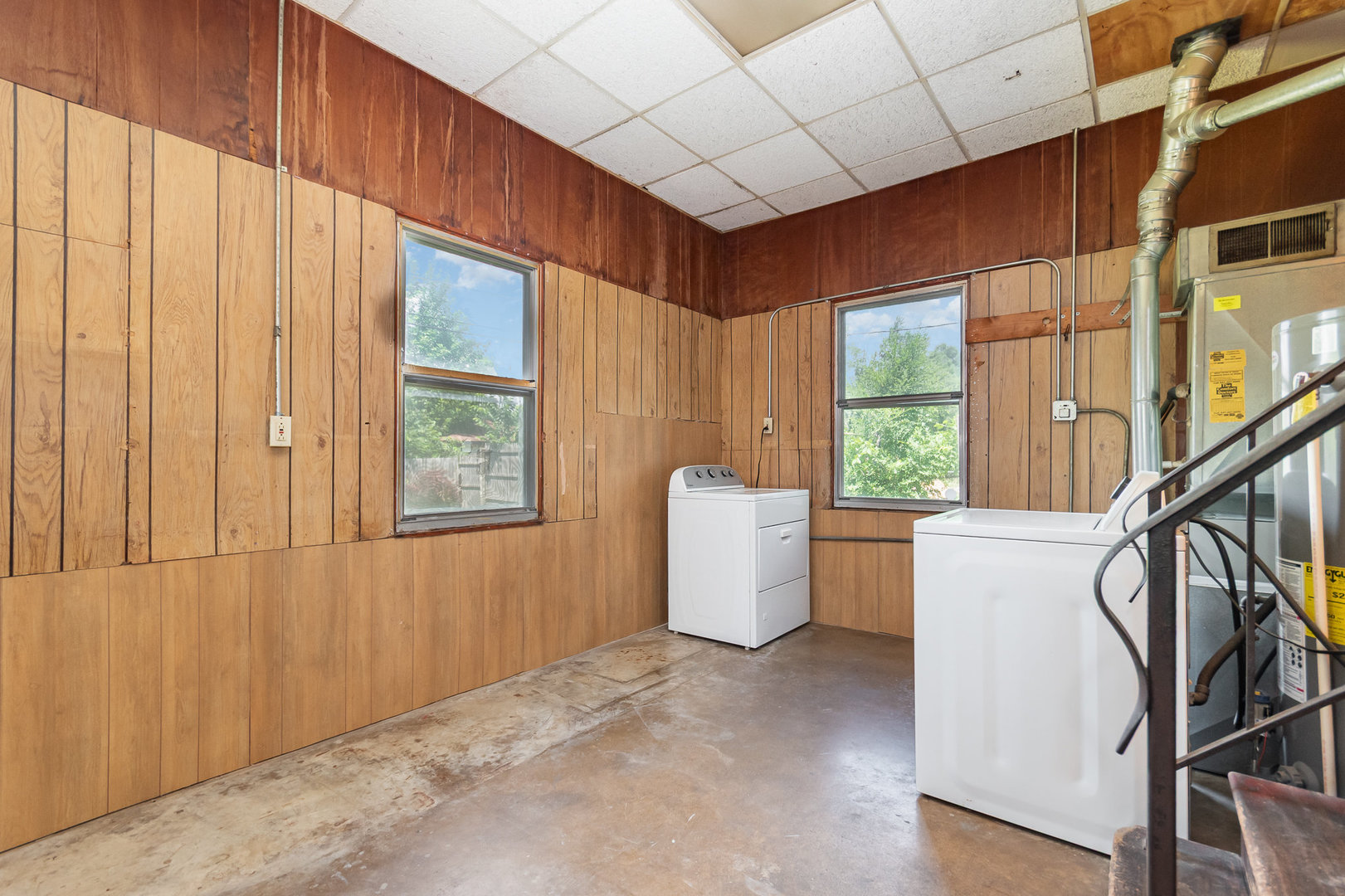 230 Brierhill Drive, Round Lake Park, IL 60073