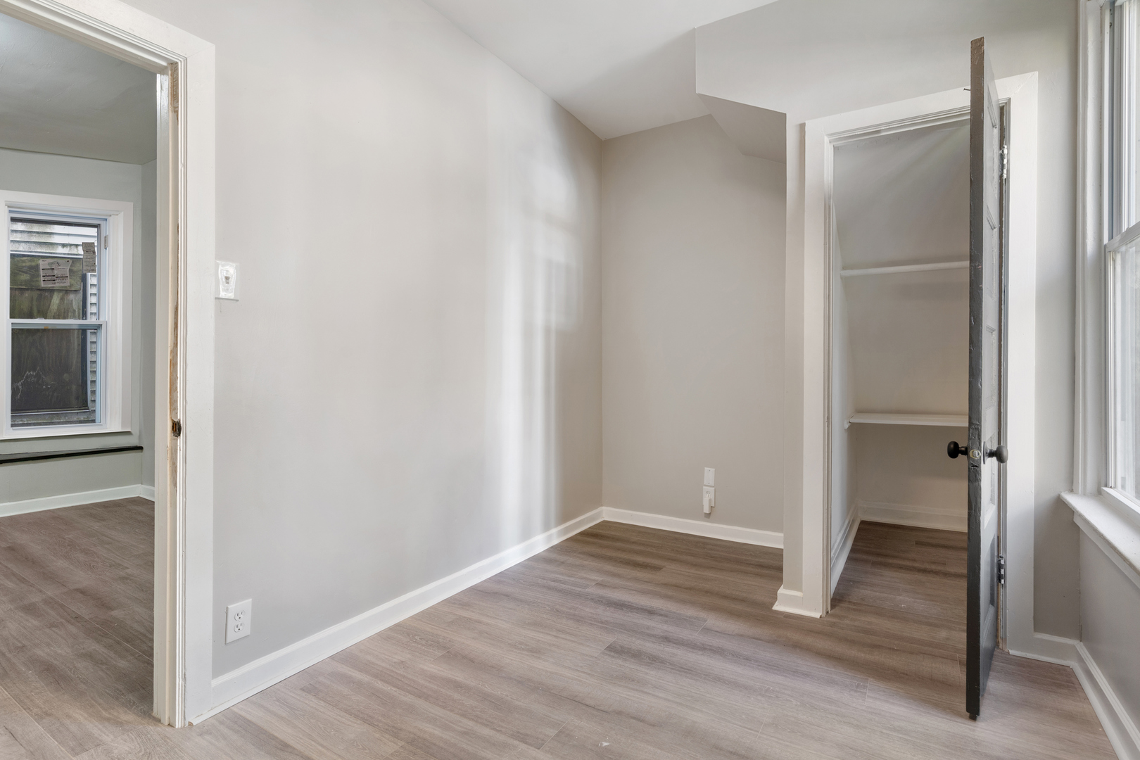 6731 S May Street, Chicago, IL 60621