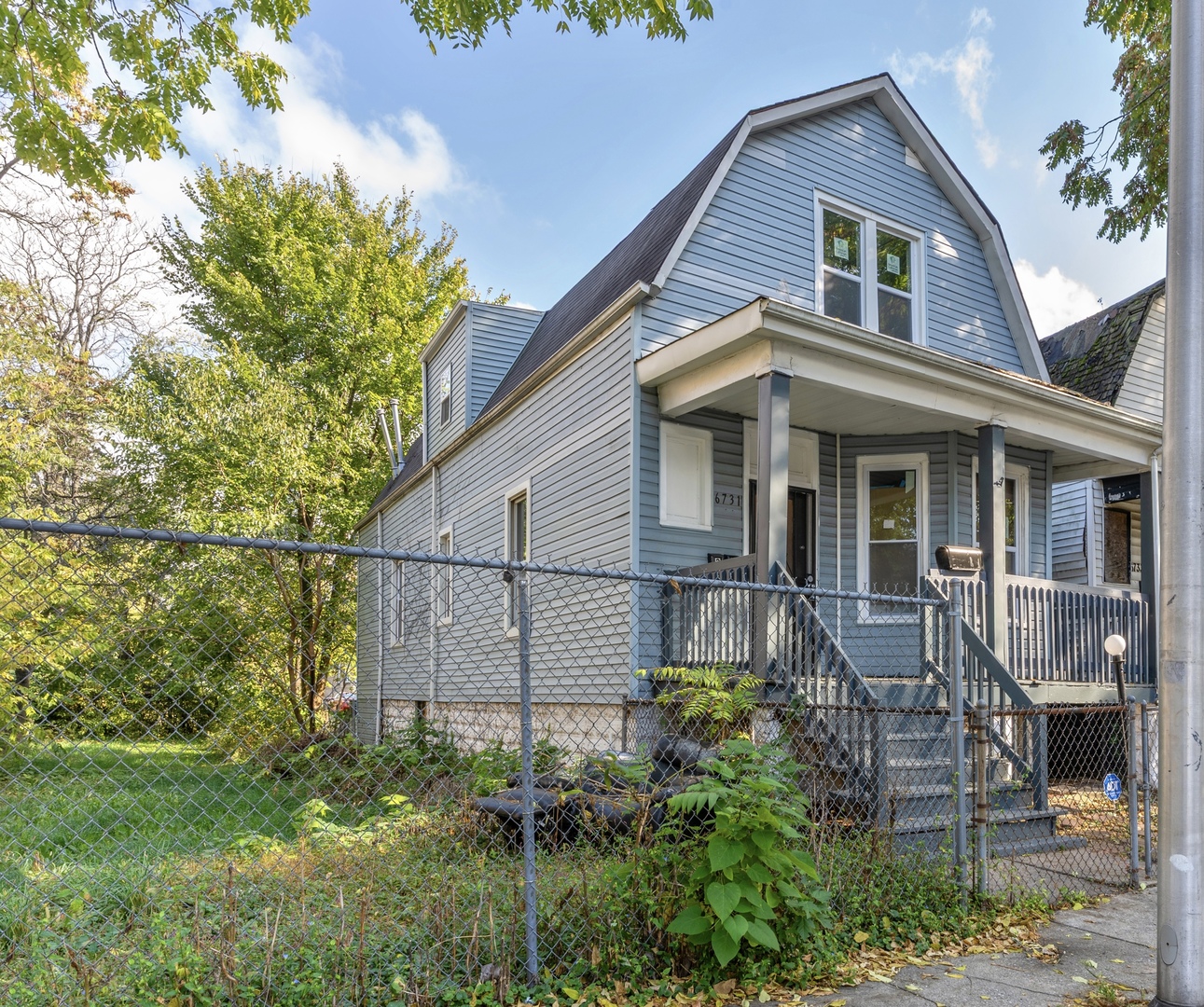 6731 S May Street, Chicago, IL 60621