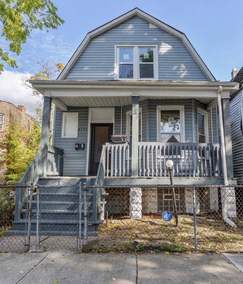 6731 S May Street, Chicago, IL 60621