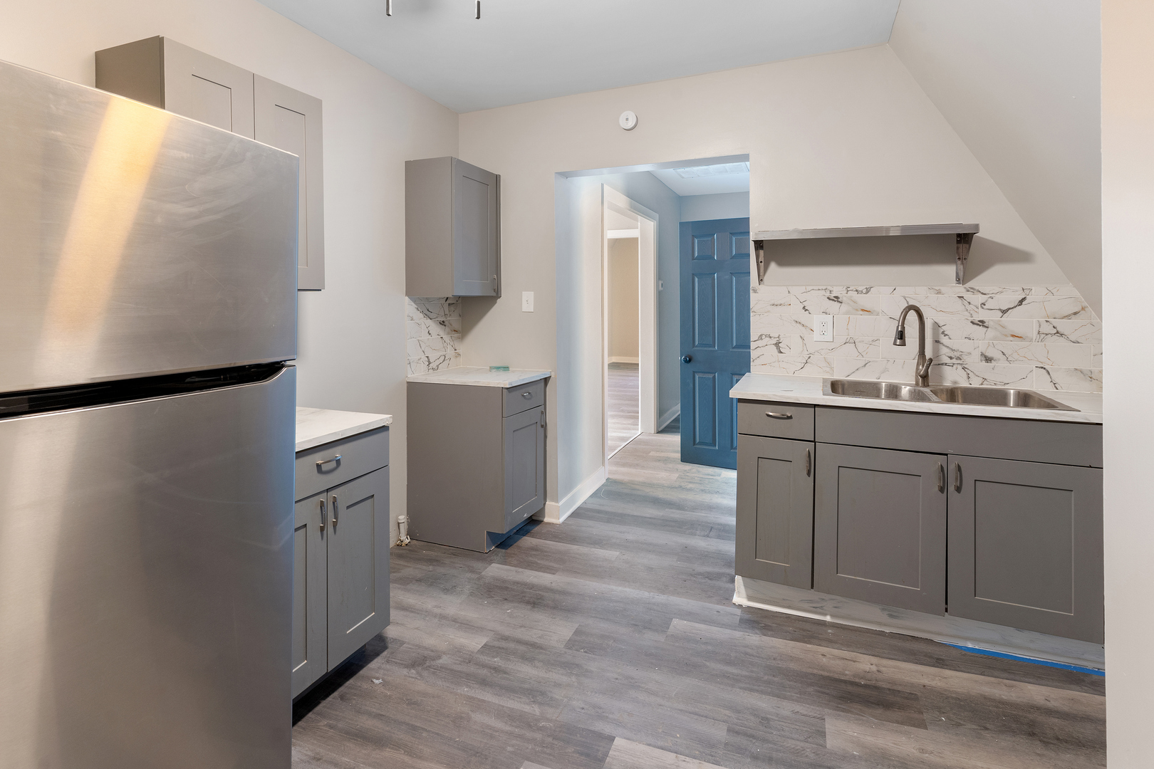 6731 S May Street, Chicago, IL 60621