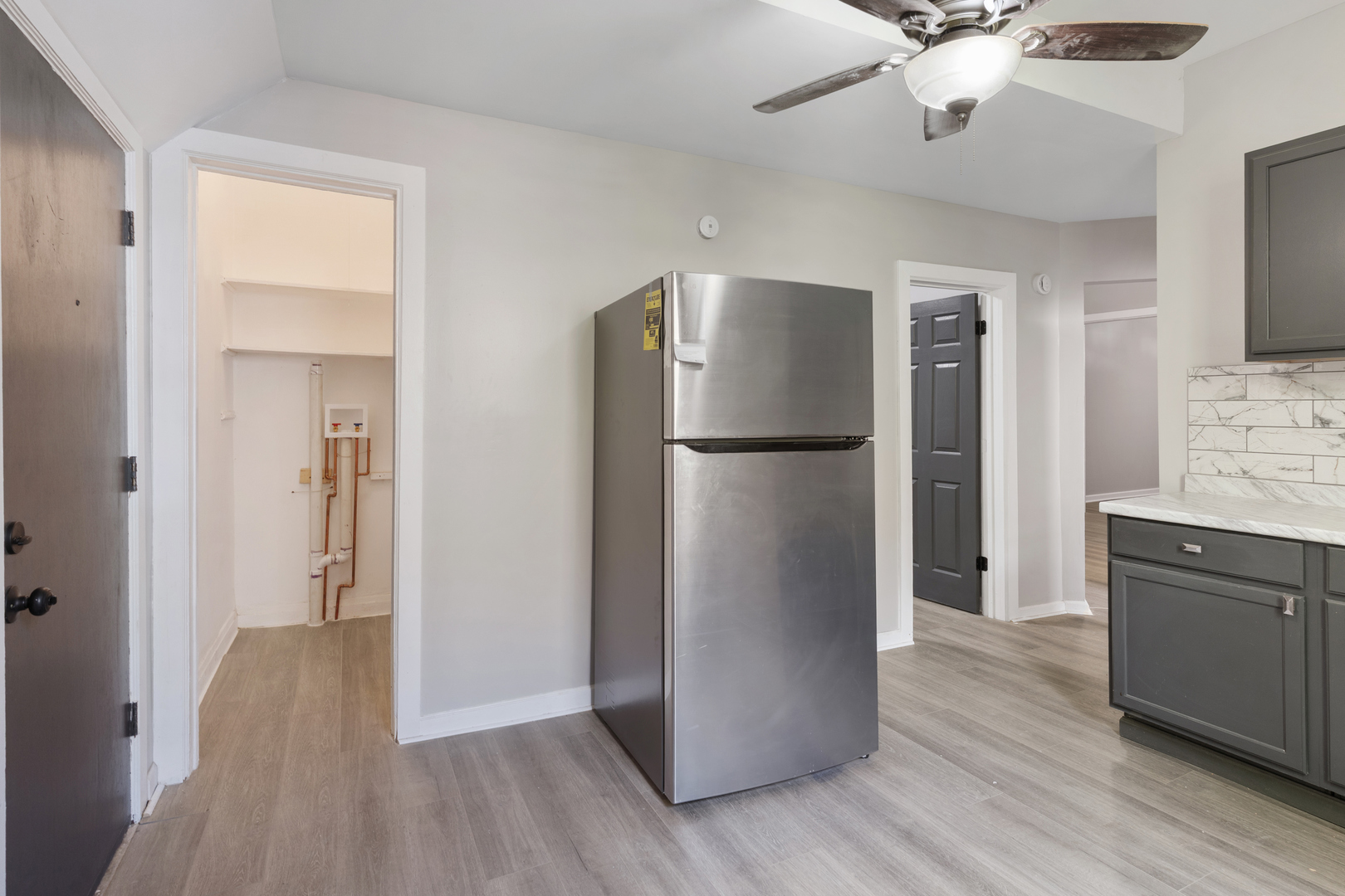 6731 S May Street, Chicago, IL 60621