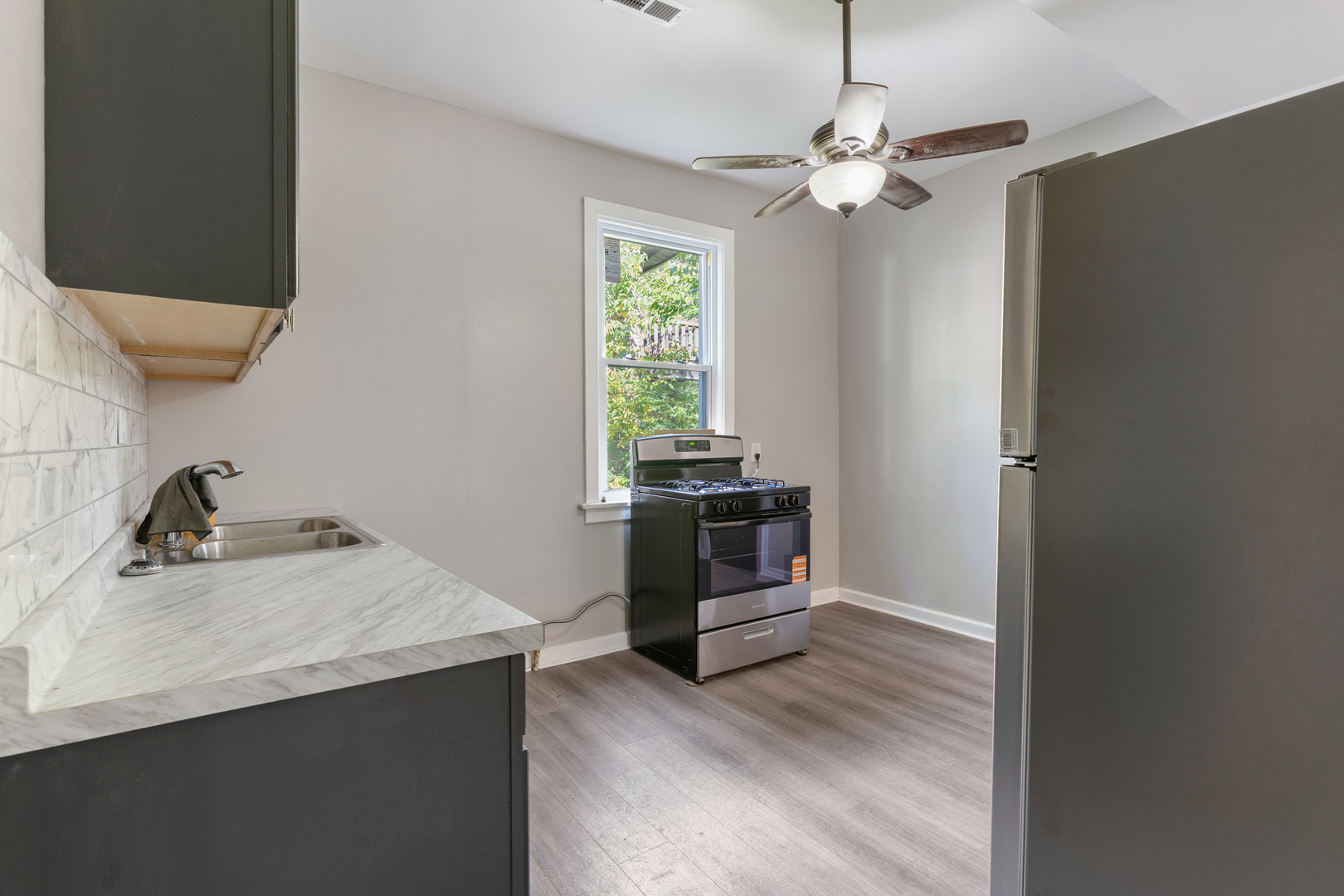 6731 S May Street, Chicago, IL 60621