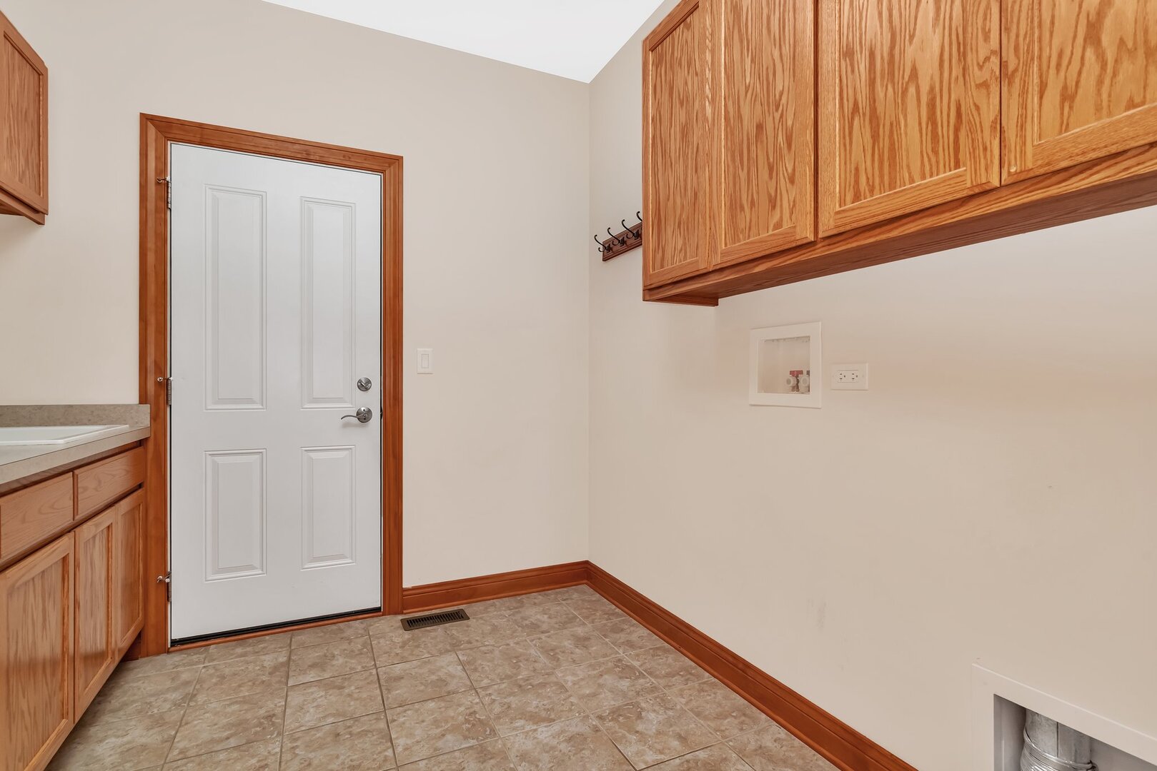 502 Birchwood Drive, Yorkville, IL 60560