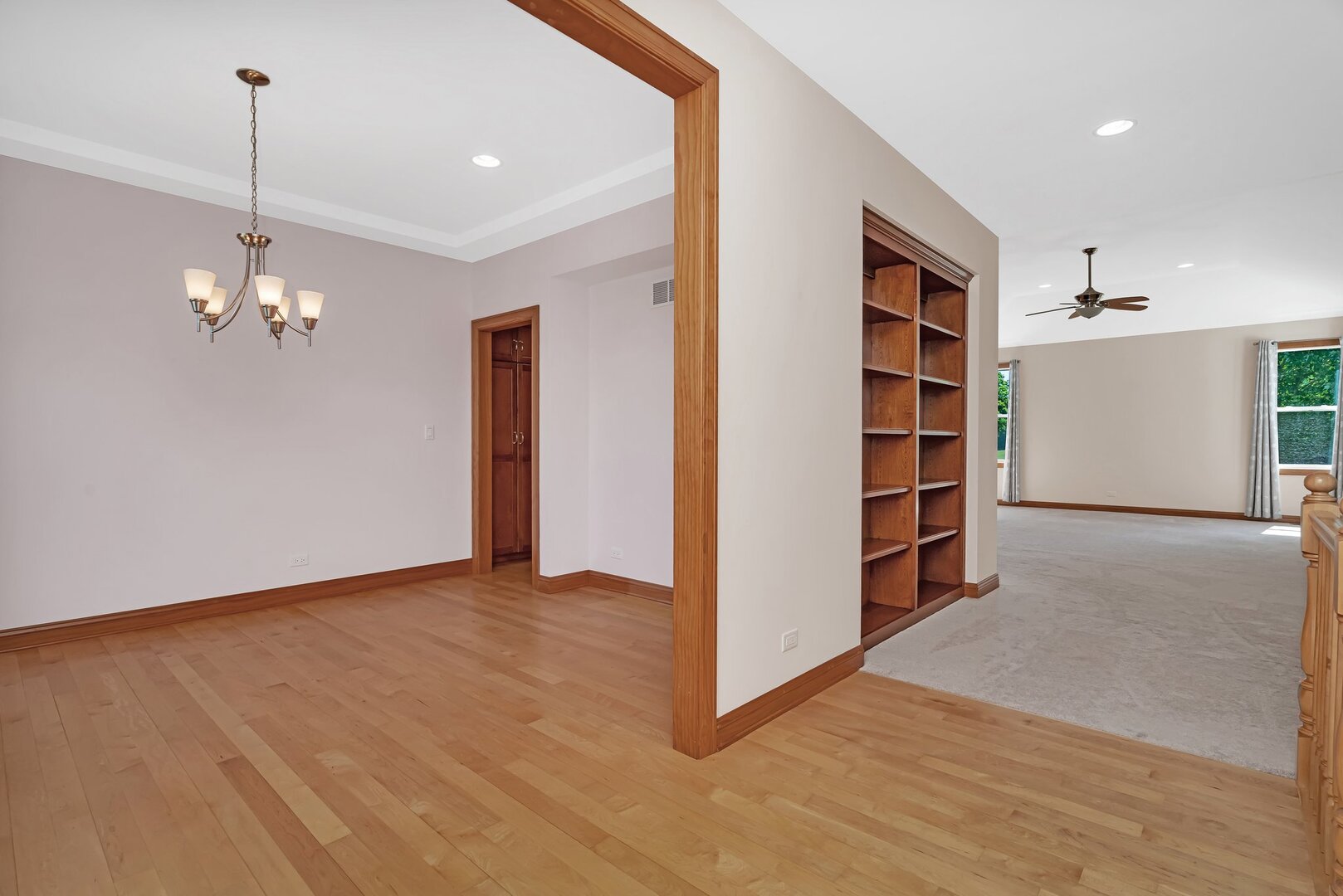 502 Birchwood Drive, Yorkville, IL 60560