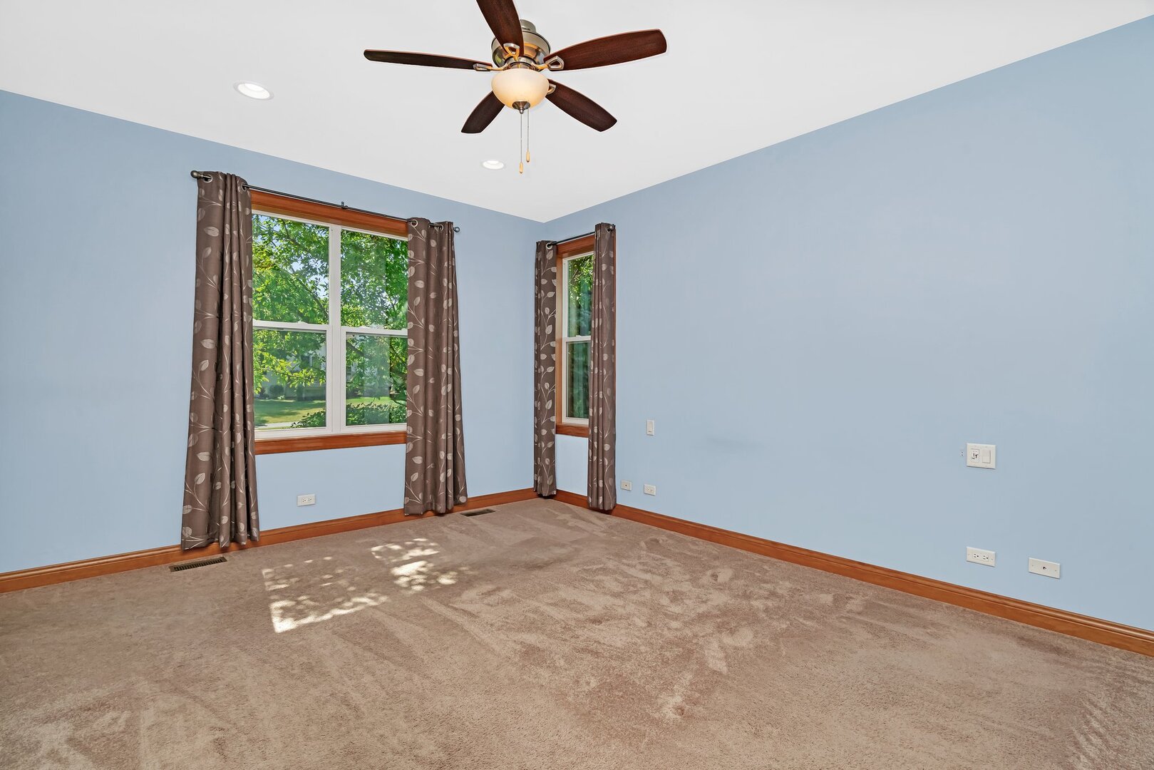 502 Birchwood Drive, Yorkville, IL 60560