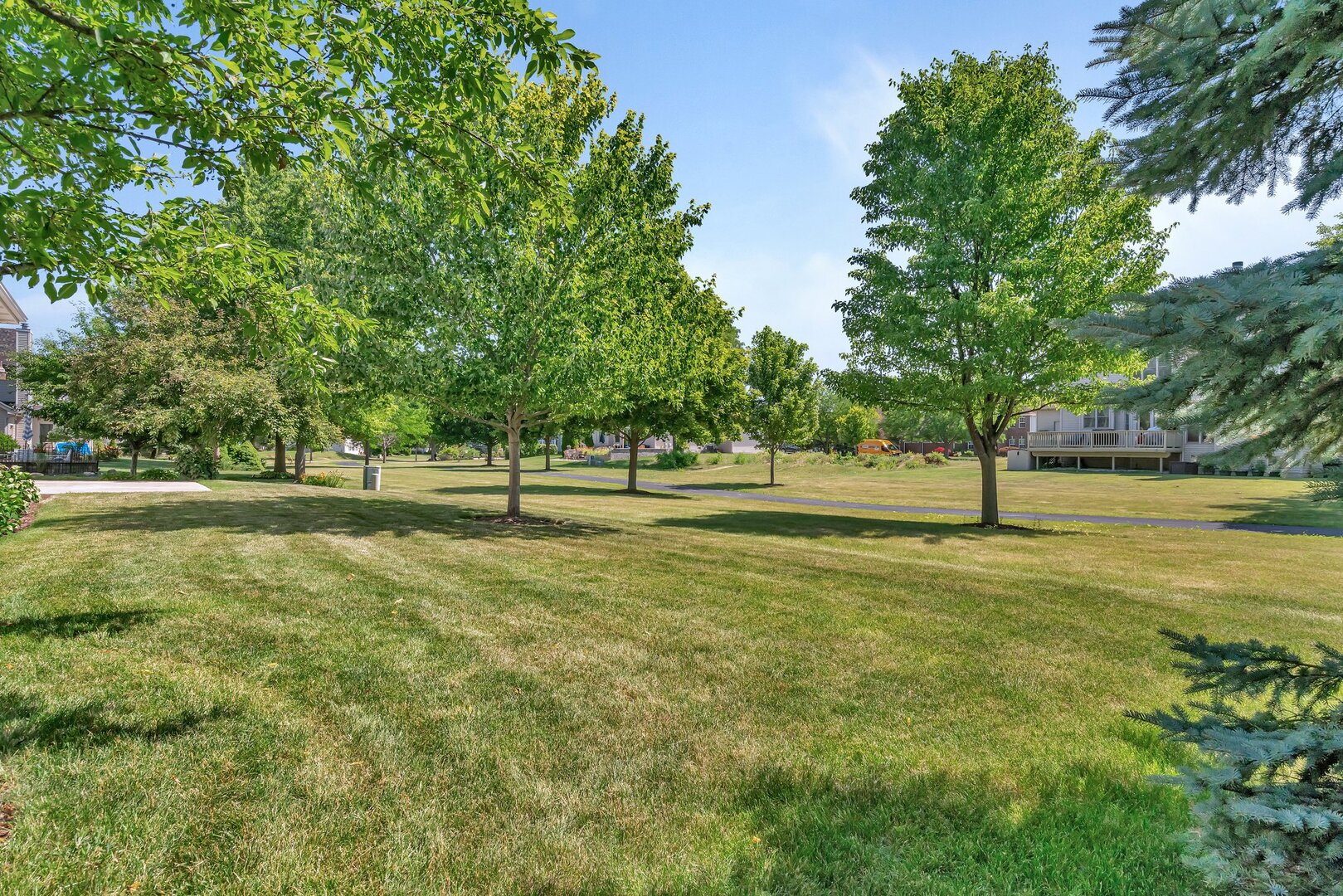 502 Birchwood Drive, Yorkville, IL 60560