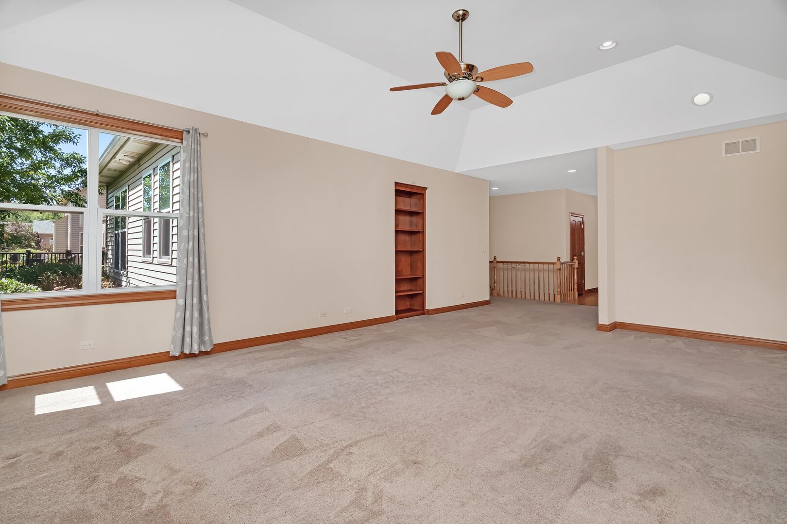 502 Birchwood Drive, Yorkville, IL 60560