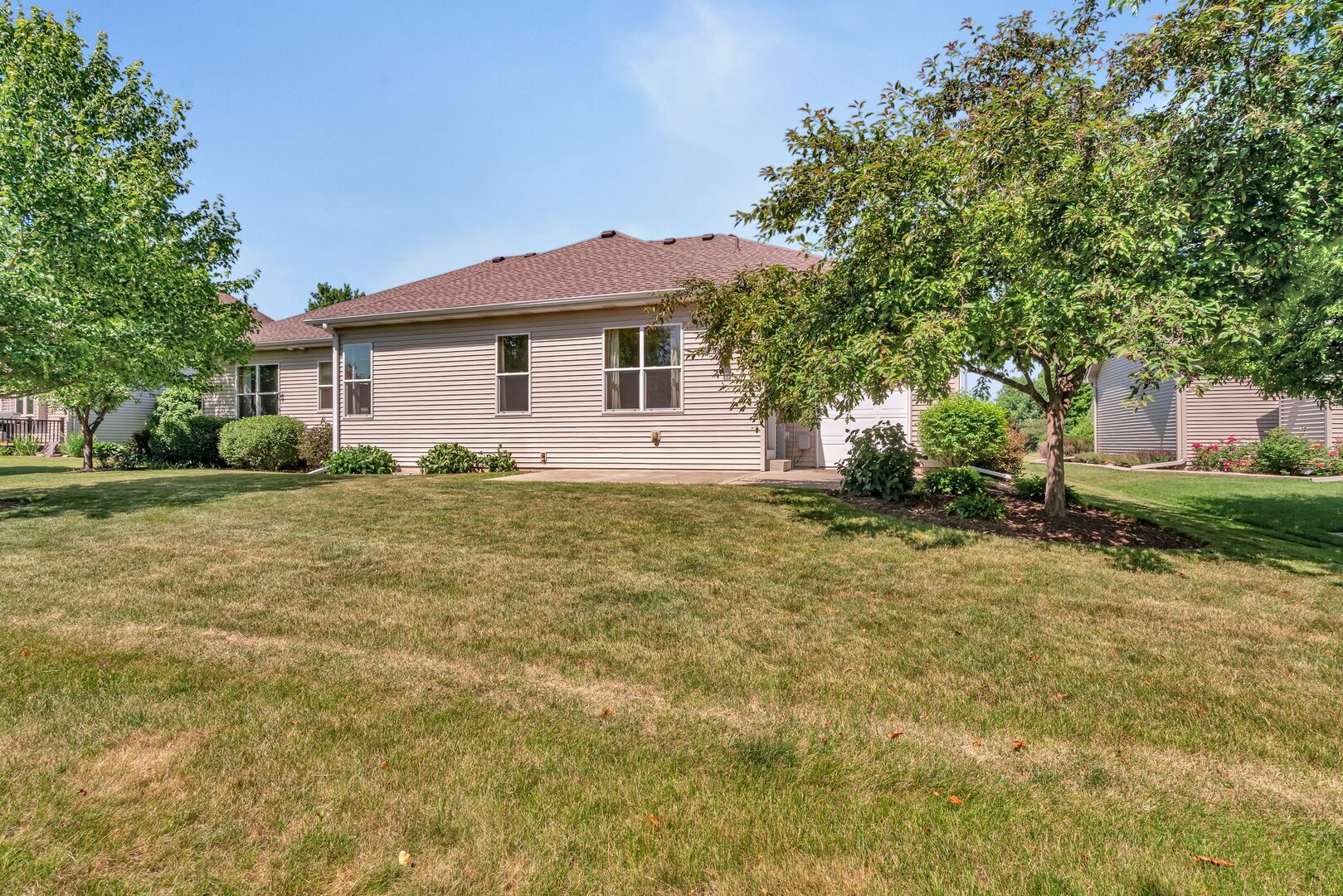 502 Birchwood Drive, Yorkville, IL 60560