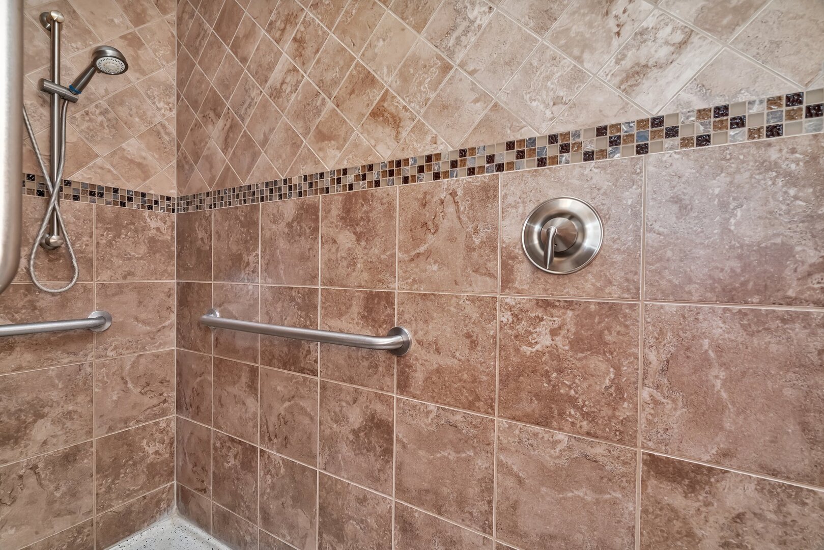 502 Birchwood Drive, Yorkville, IL 60560