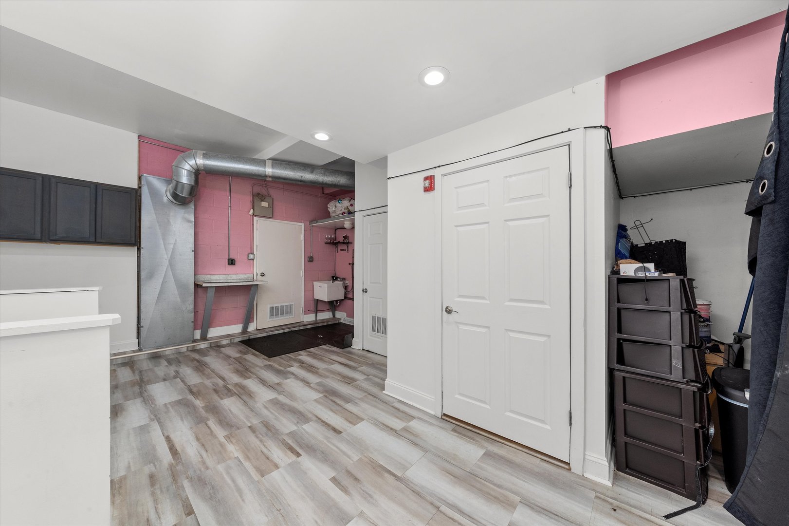 9732 SOUTHWEST Highway, Oak Lawn, IL 60453