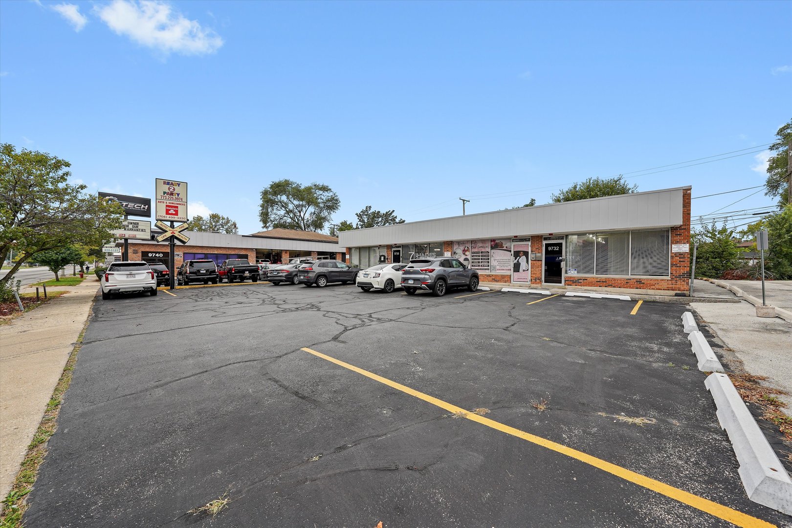 9732 SOUTHWEST Highway, Oak Lawn, IL 60453