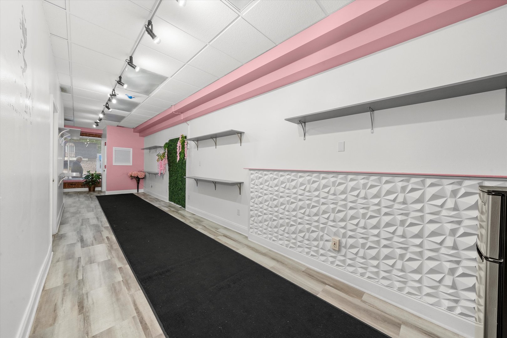 9732 SOUTHWEST Highway, Oak Lawn, IL 60453