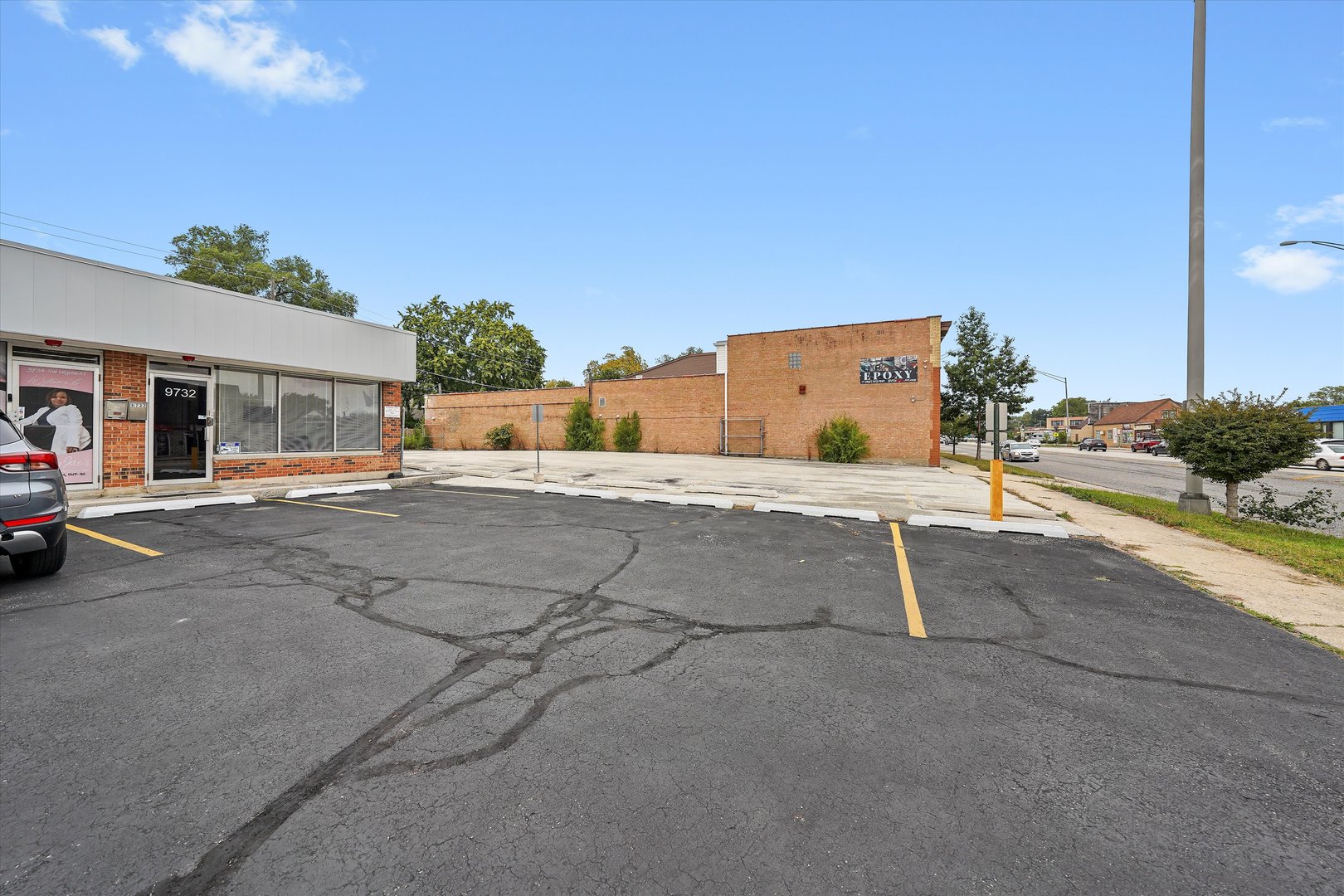 9732 SOUTHWEST Highway, Oak Lawn, IL 60453