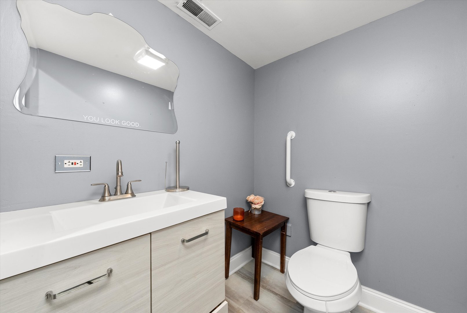 9732 SOUTHWEST Highway, Oak Lawn, IL 60453