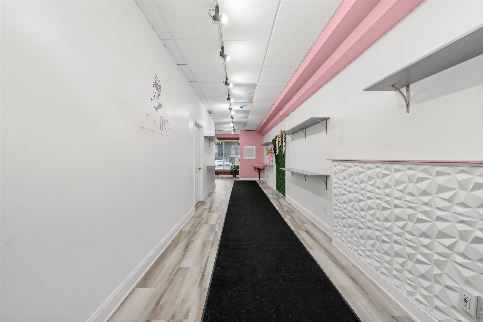 9732 SOUTHWEST Highway, Oak Lawn, IL 60453