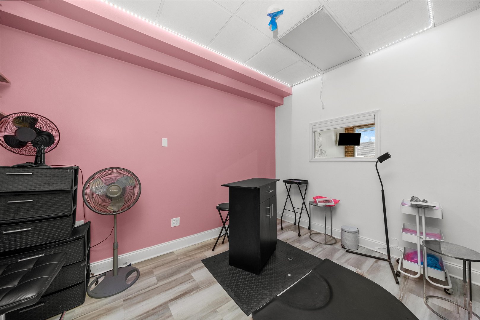 9732 SOUTHWEST Highway, Oak Lawn, IL 60453