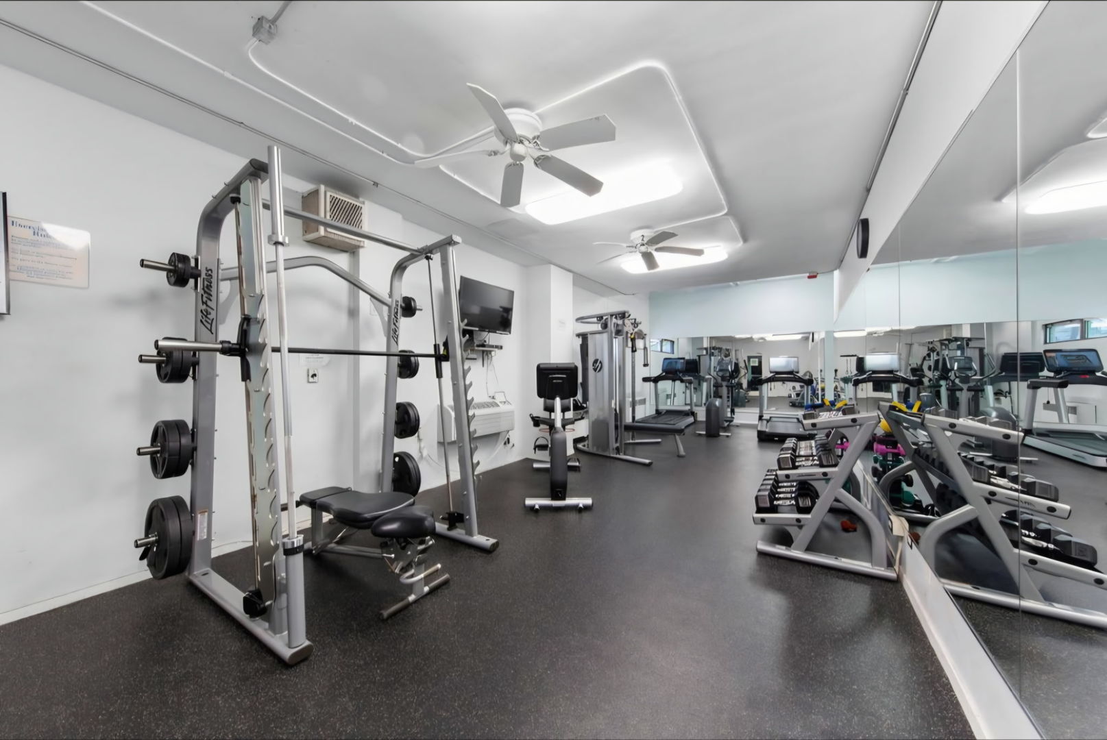 6157 N Sheridan Road #25A, Chicago, IL 60660
