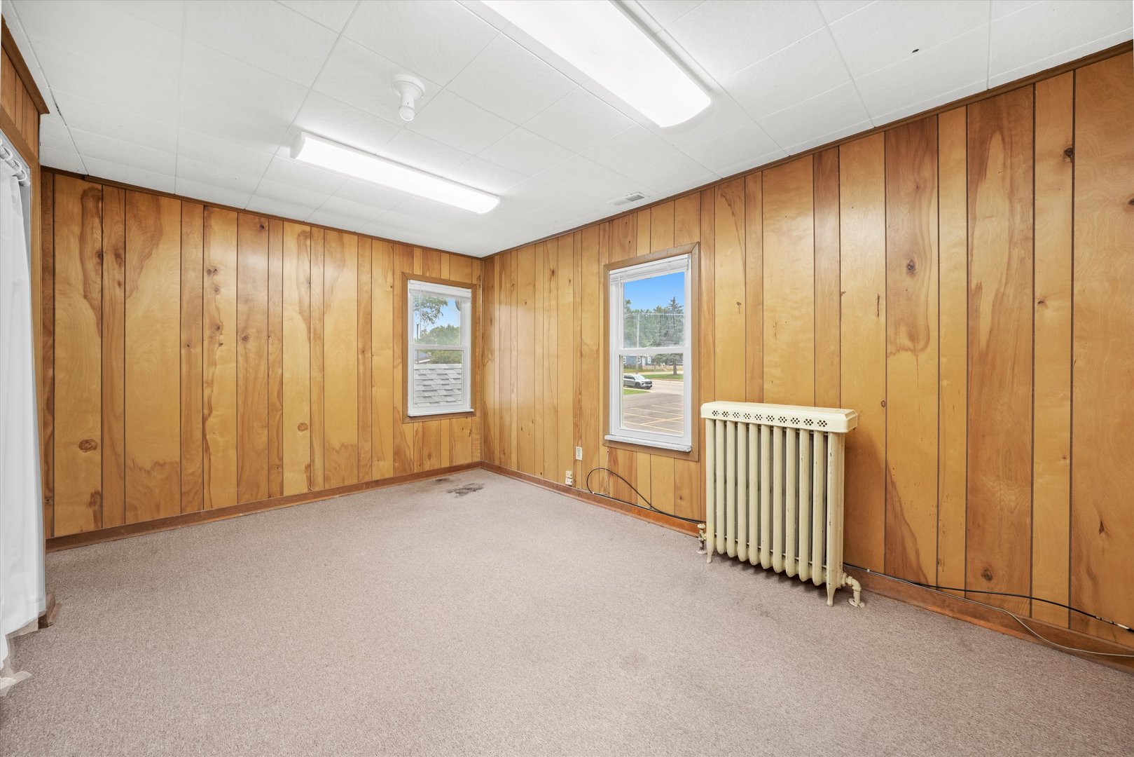 412 hankes Avenue, Aurora, IL 60505