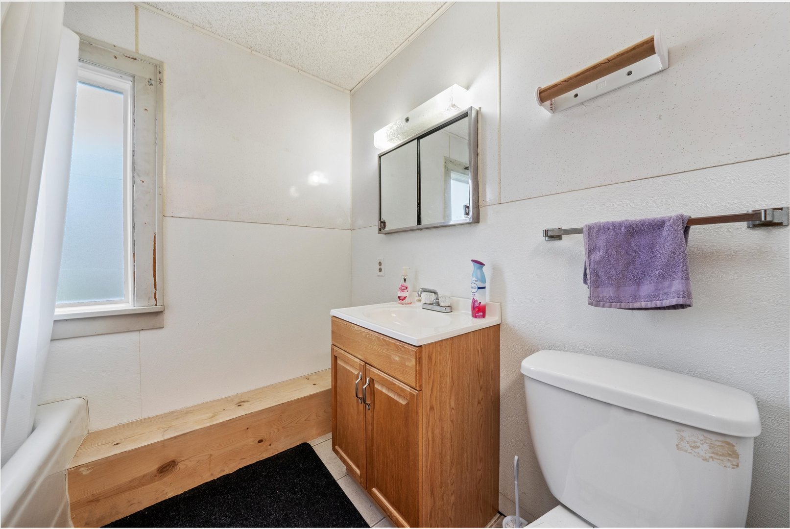 412 hankes Avenue, Aurora, IL 60505