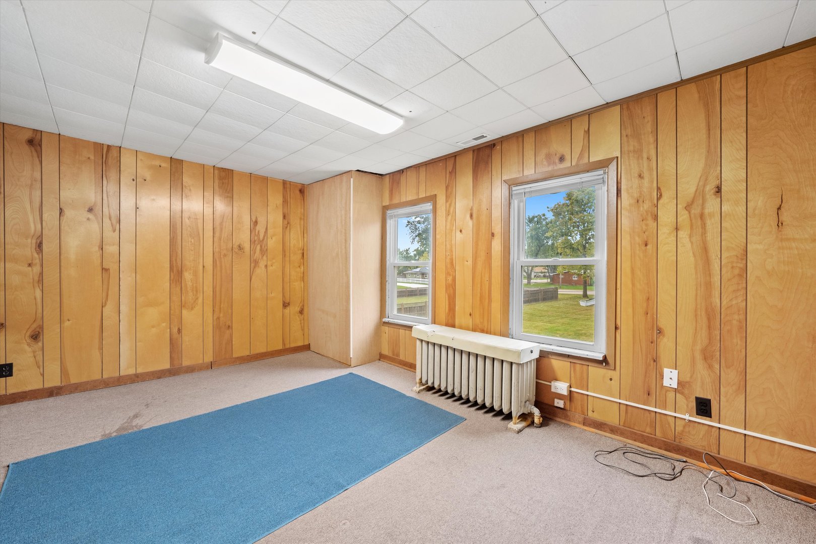 412 hankes Avenue, Aurora, IL 60505