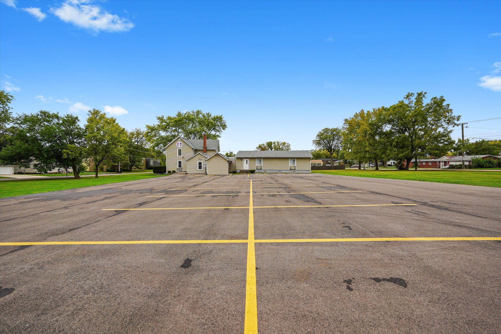 412 hankes Avenue, Aurora, IL 60505