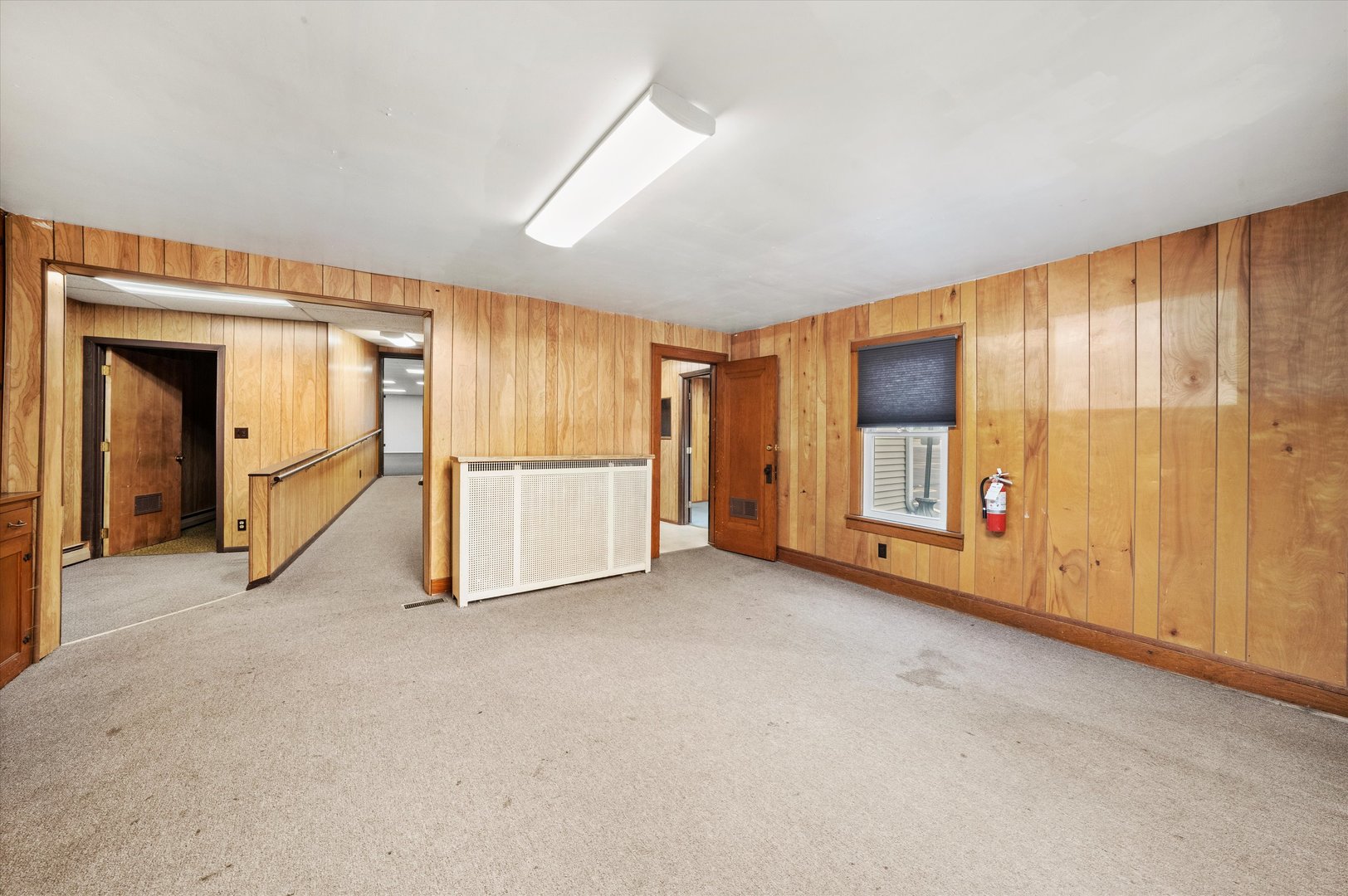 412 hankes Avenue, Aurora, IL 60505