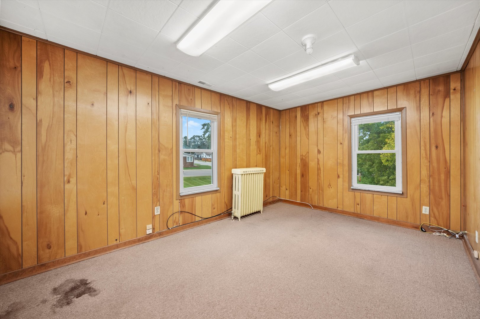 412 hankes Avenue, Aurora, IL 60505