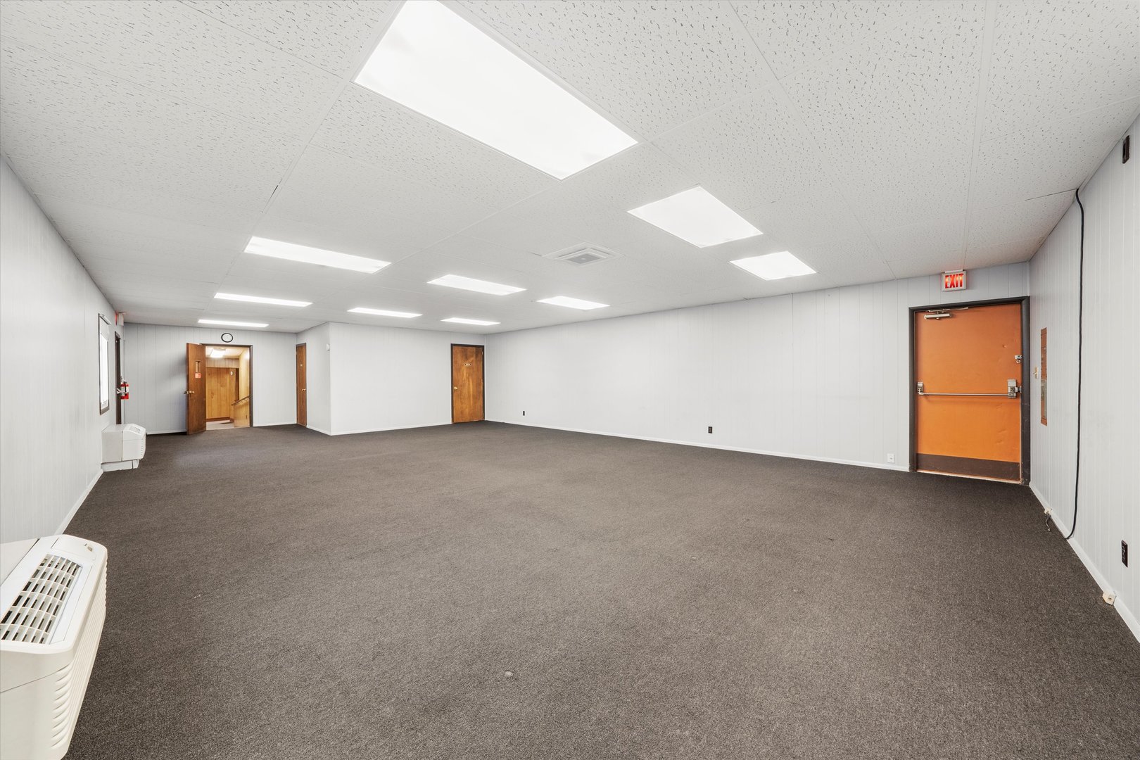 412 hankes Avenue, Aurora, IL 60505