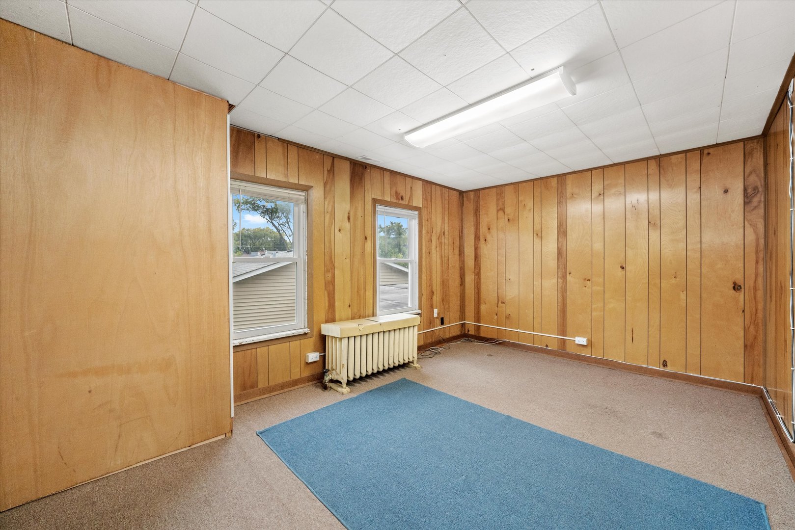 412 hankes Avenue, Aurora, IL 60505