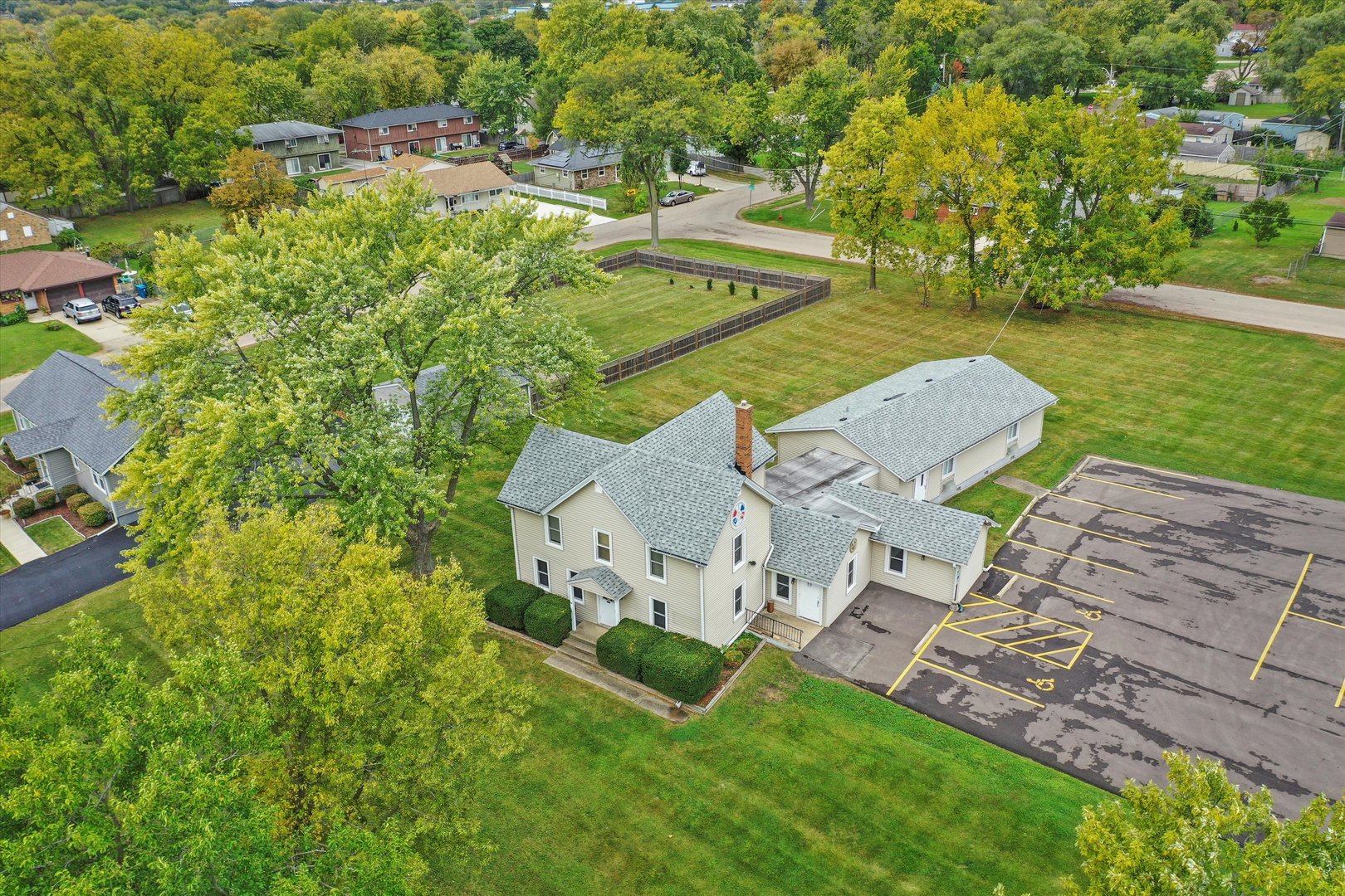 412 hankes Avenue, Aurora, IL 60505