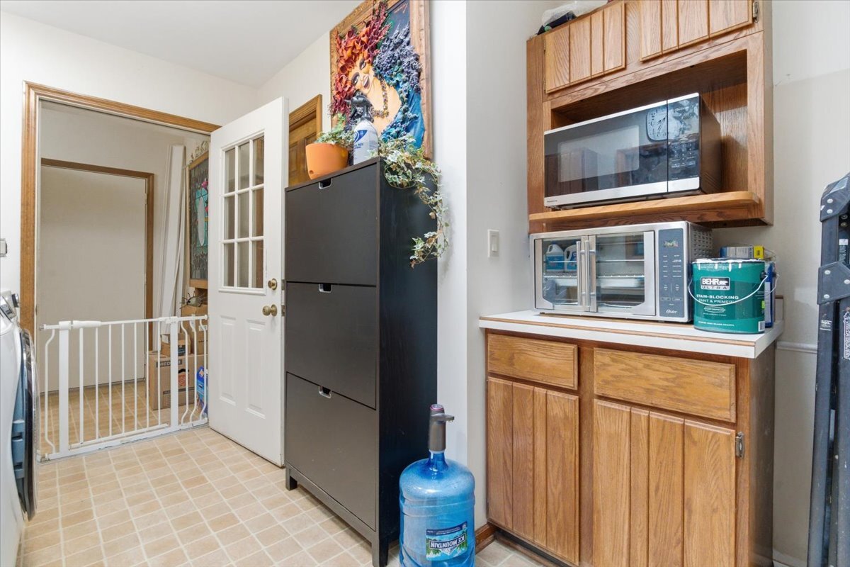 5290 Il Route 173, Richmond, IL 60071