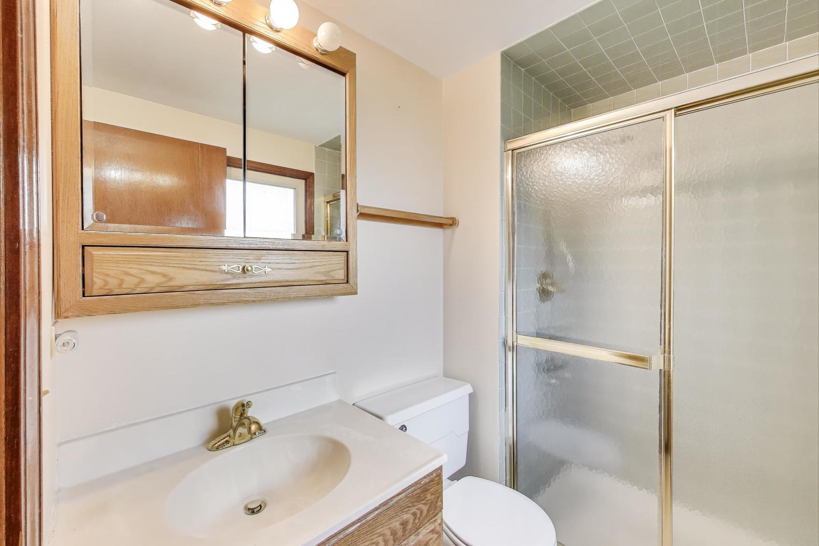 2616 N Prindle Avenue, Arlington Heights, IL 60004