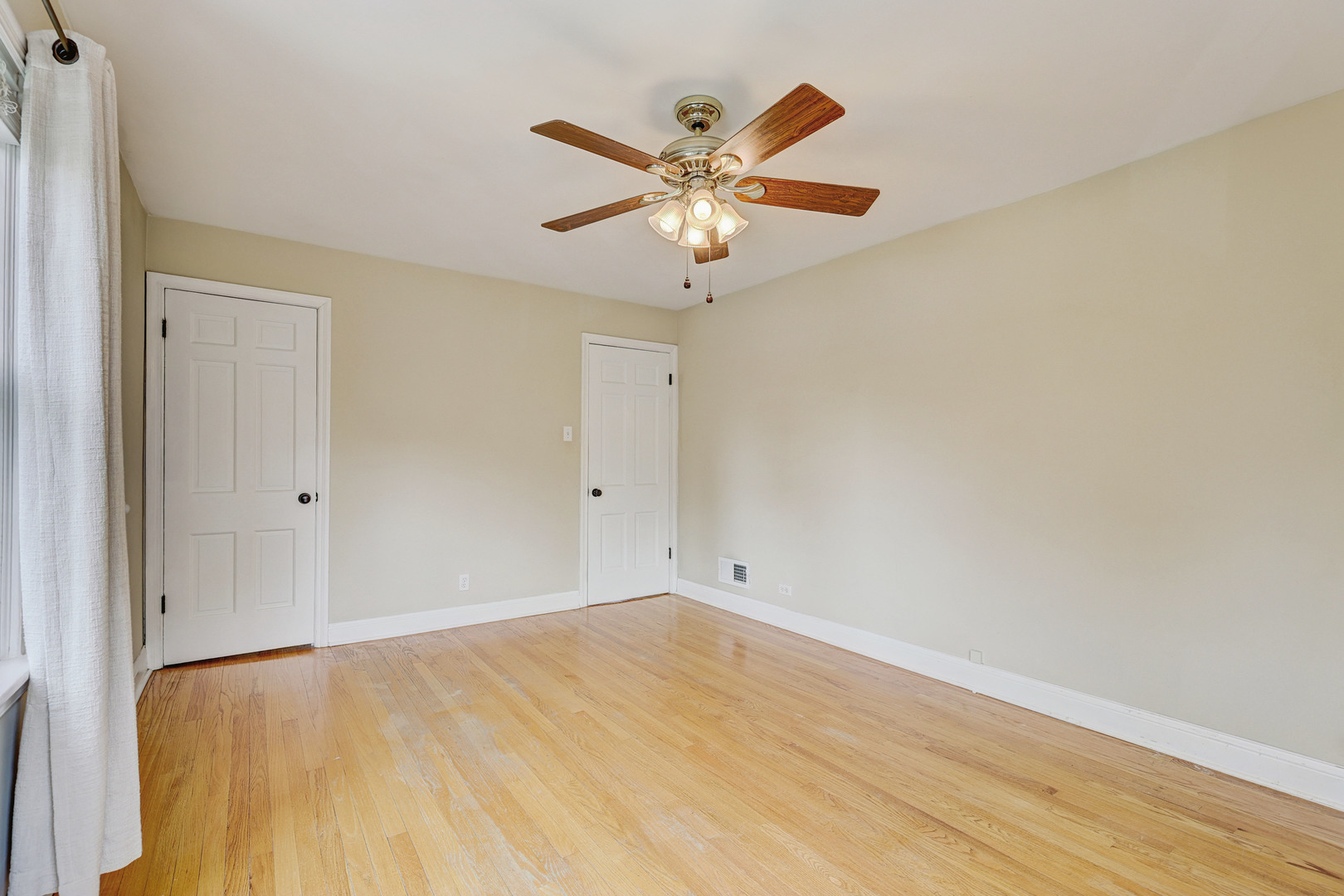 509 S Brainard Avenue, La Grange, IL 60525