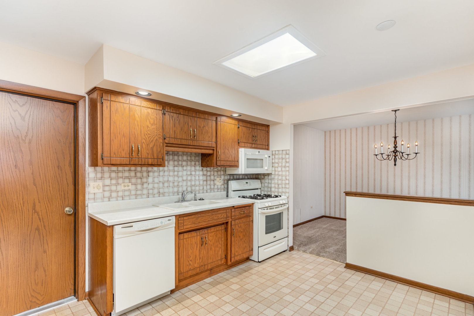 15217 S 74th Court, Orland Park, IL 60462